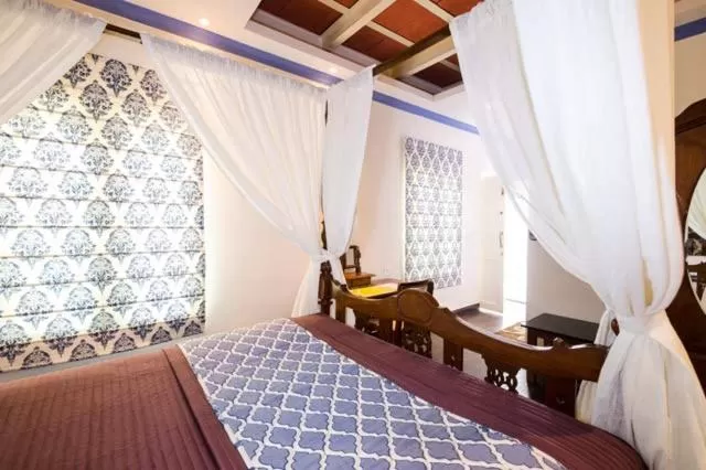 Bed in The Corner Courtyard