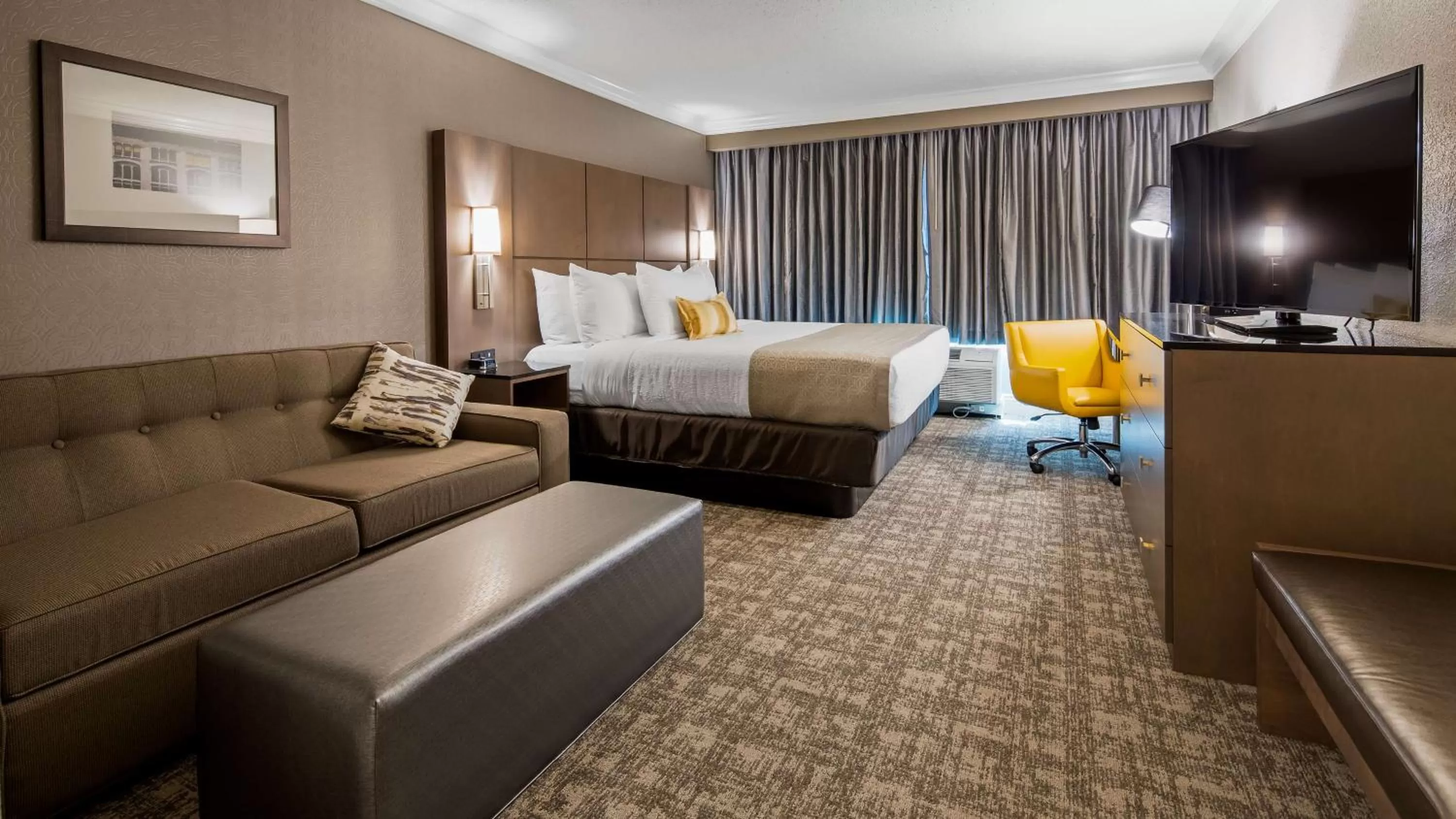 Photo of the whole room in Best Western Premier Airport/Expo Center Hotel