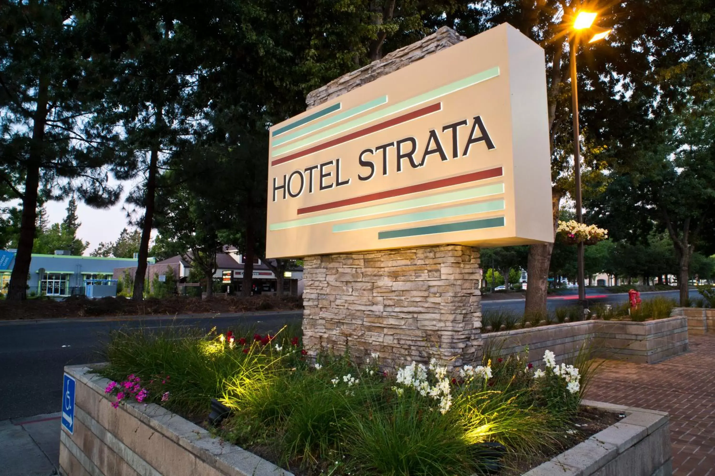 Facade/entrance in Hotel Strata