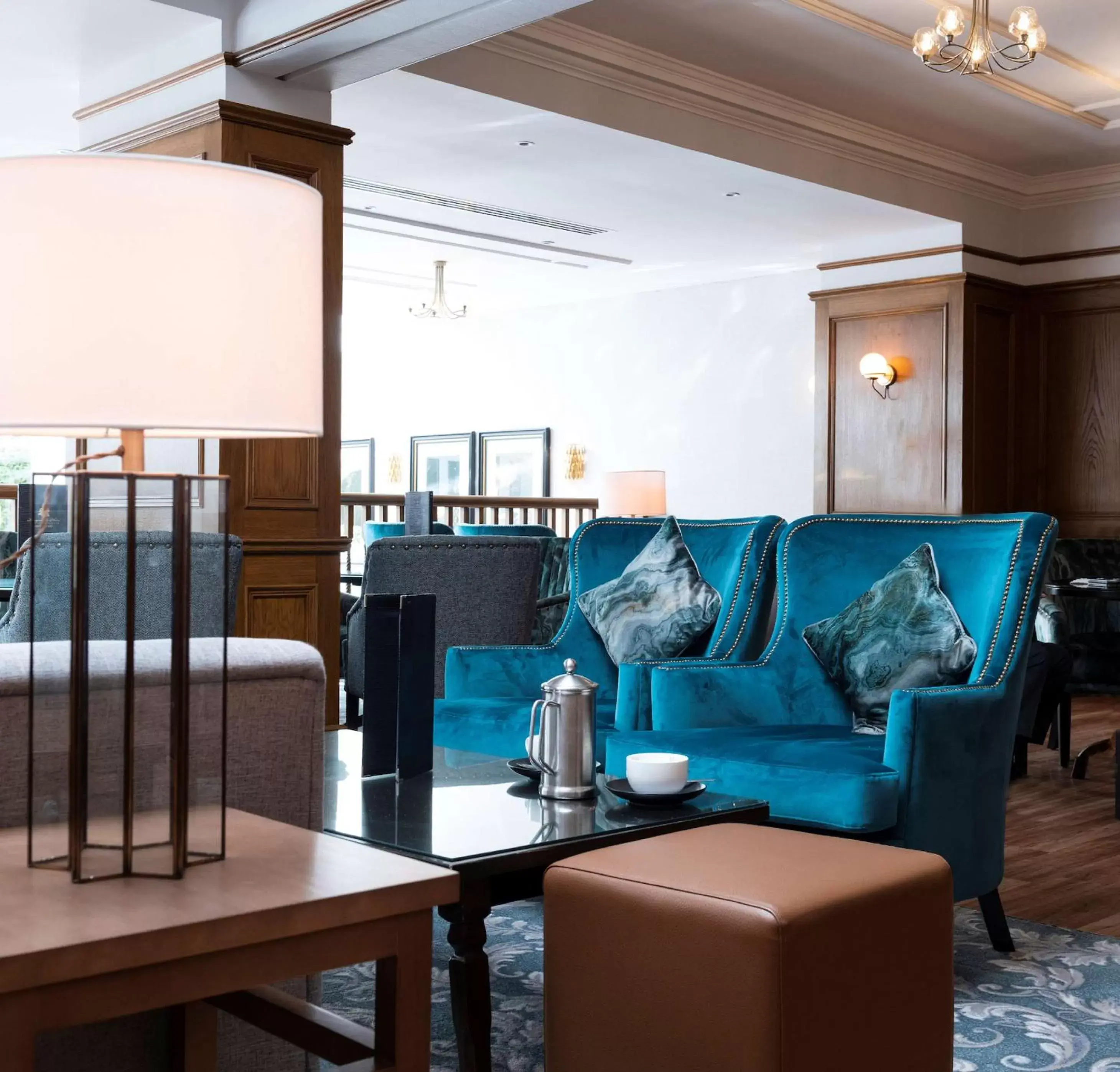 Lounge or bar, Seating Area in Kingsmills Hotel