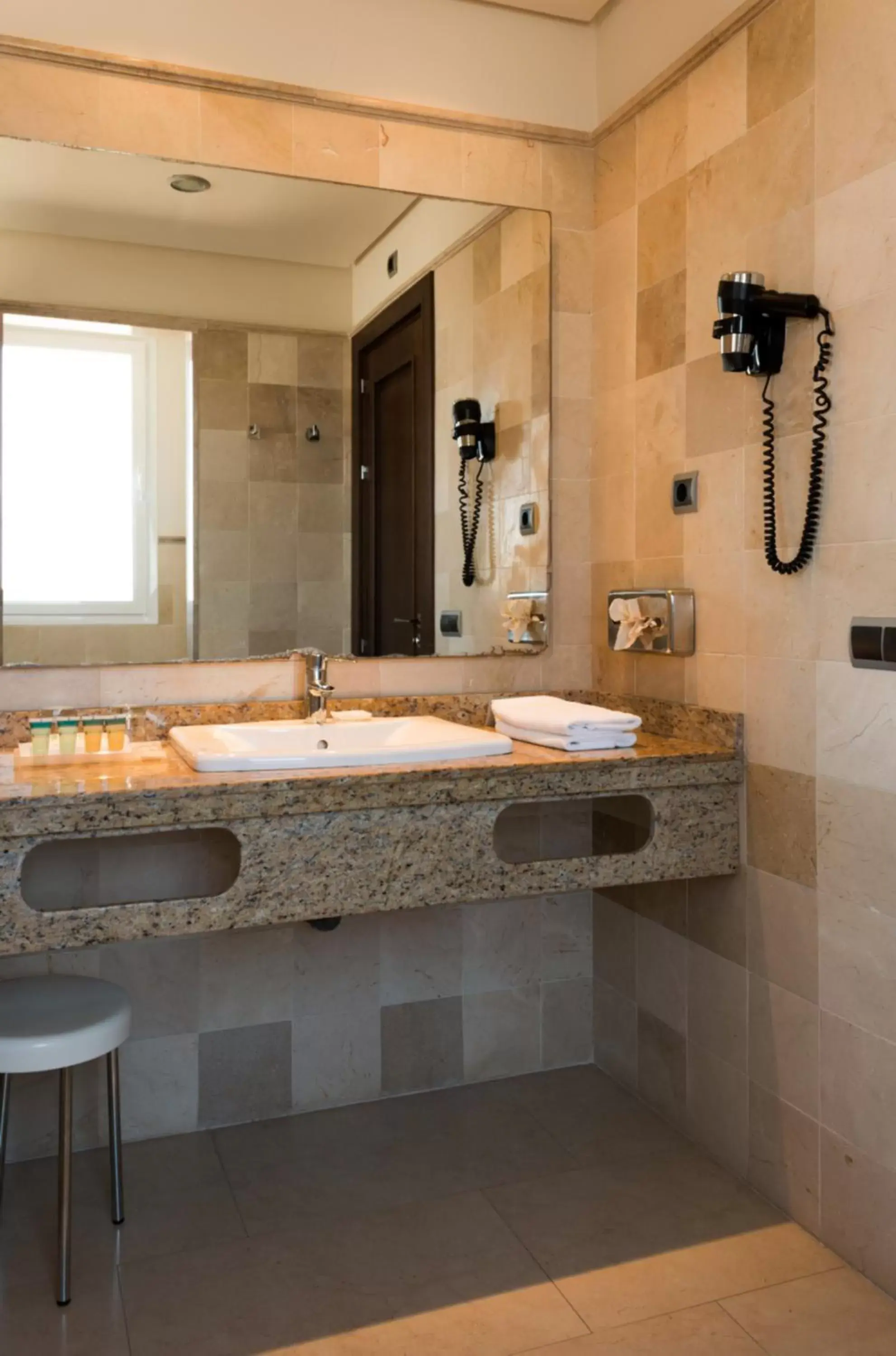 Toilet, Bathroom in Senator Mar Menor Golf & Spa Resort