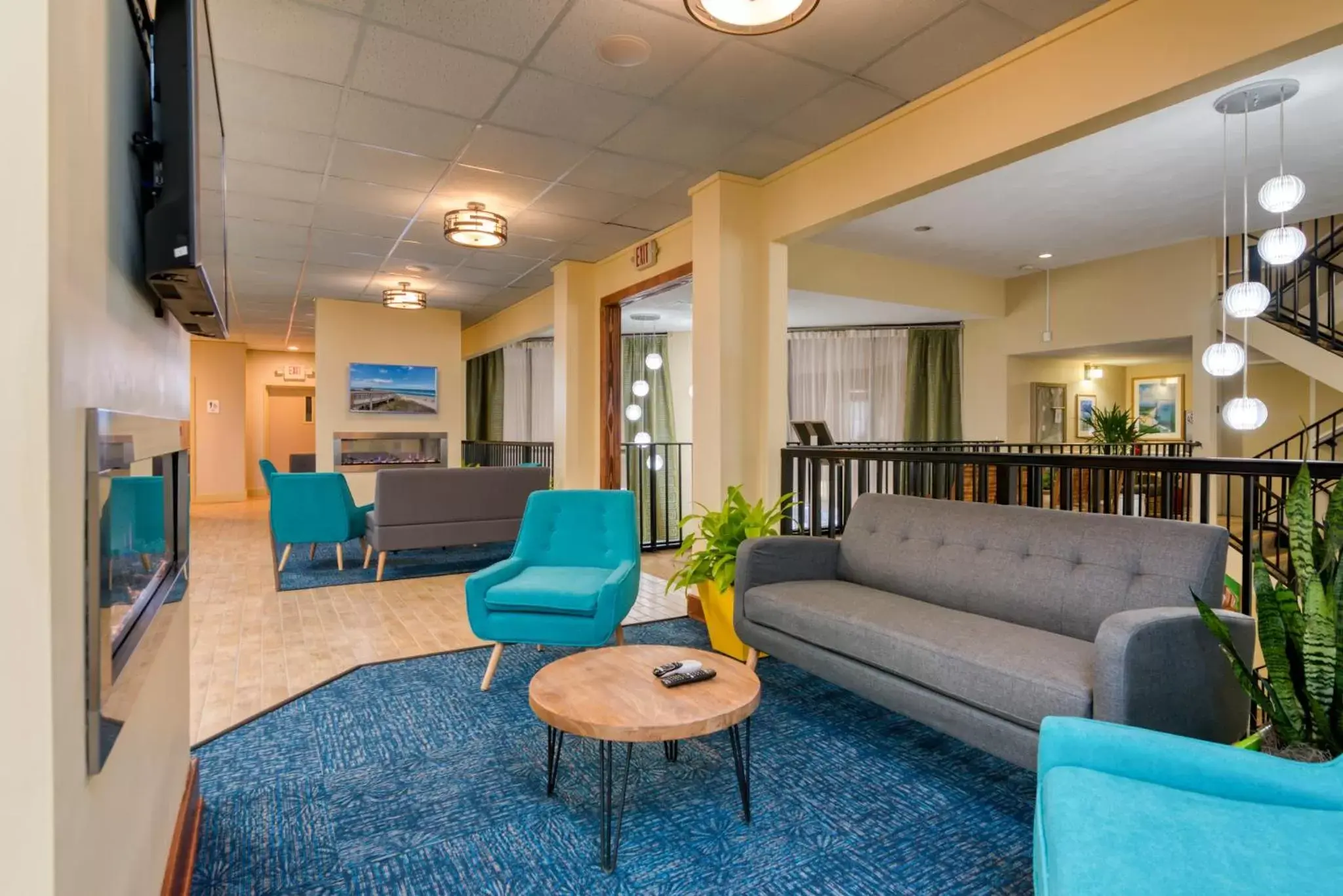Restaurant/places to eat, Lobby/Reception in Ramada Plaza by Wyndham Nags Head Oceanfront