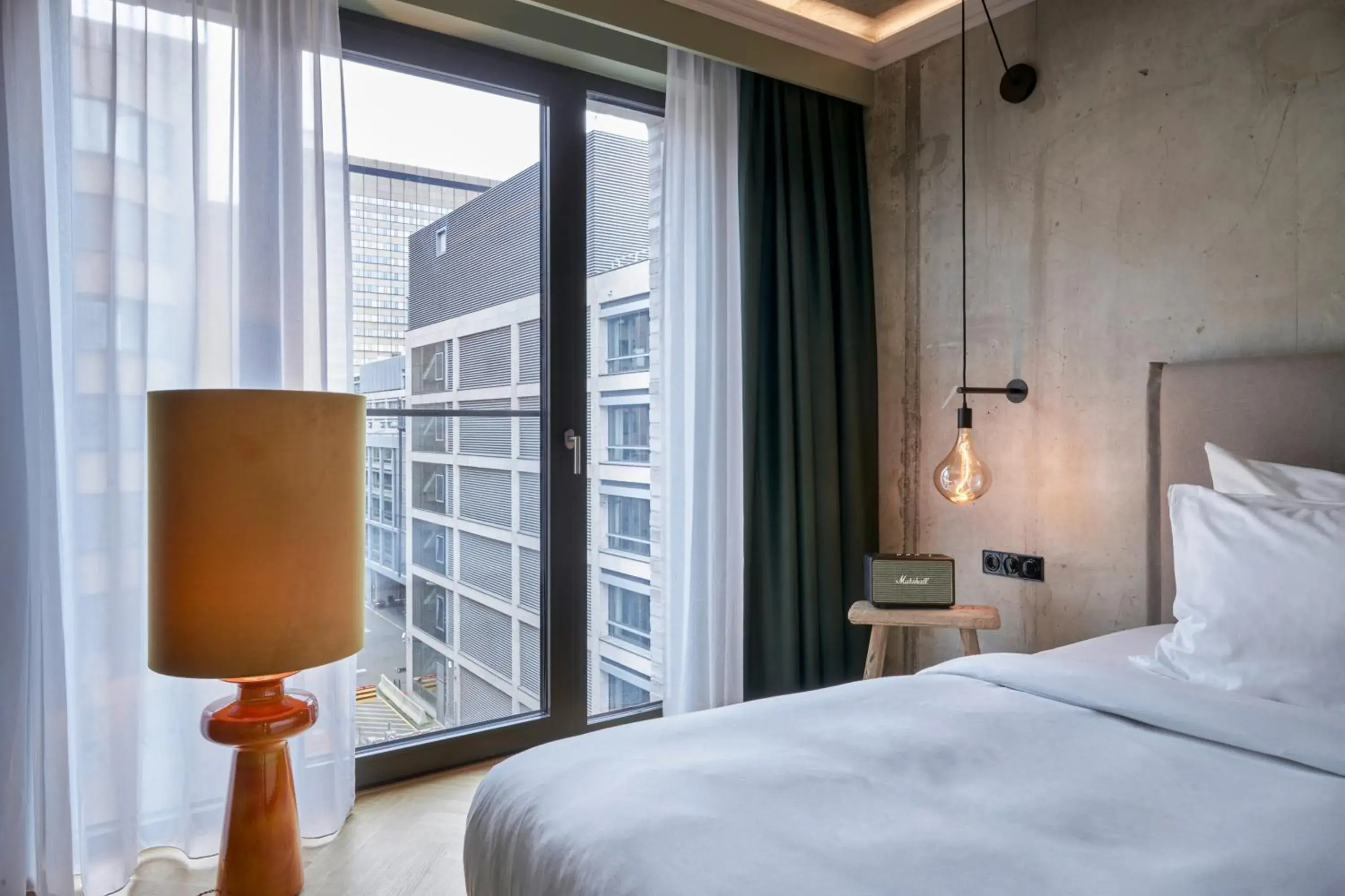 Photo of the whole room, Bed in Gekko House Frankfurt, a Tribute Portfolio Hotel