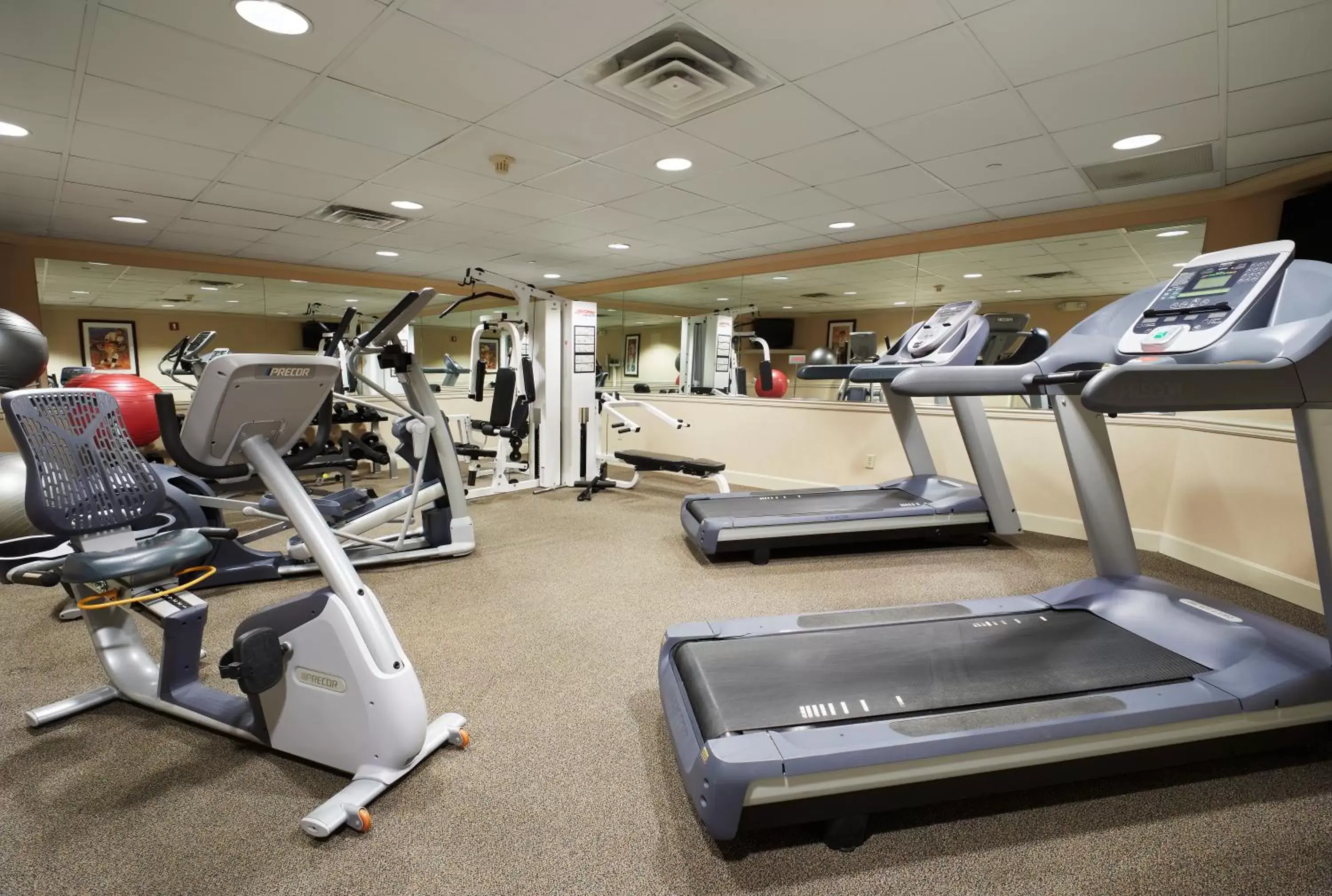 Fitness centre/facilities in Ohio University Inn and Conference Center Fitness centre/facilities in Ohio University Inn and Conference Center