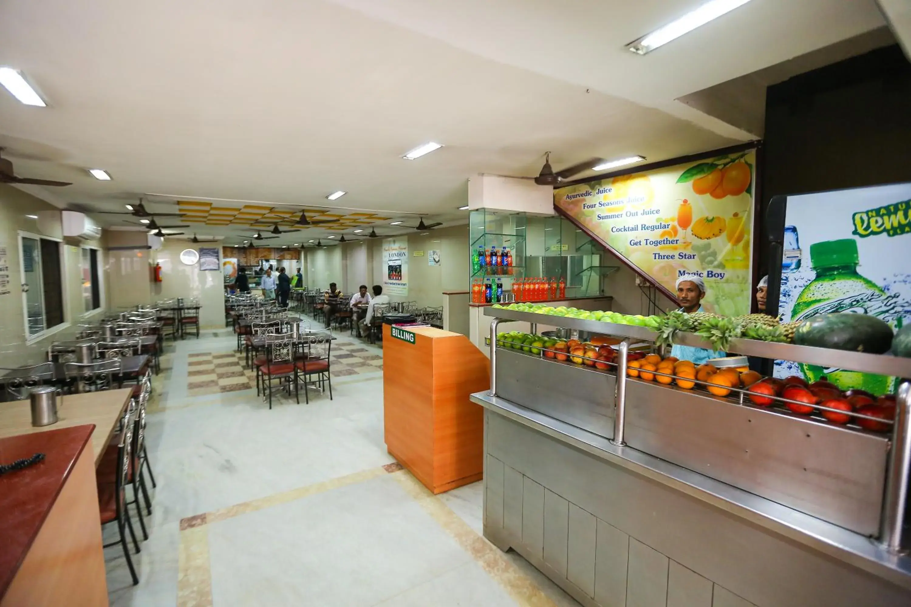 Restaurant/places to eat in Season 4 Residences - Teynampet Near Apollo Hospital ,Balaji Dental, US Consulate