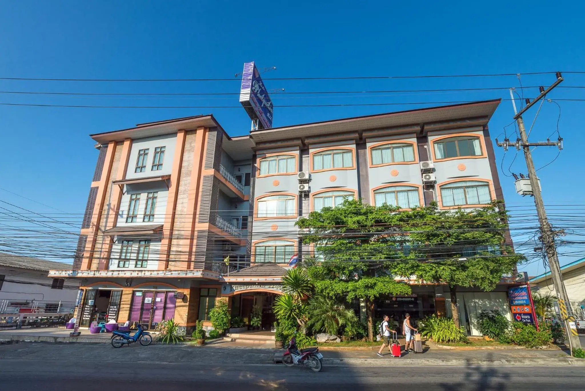 Facade/entrance, Property Building in Krabi Phetpailin Hotel