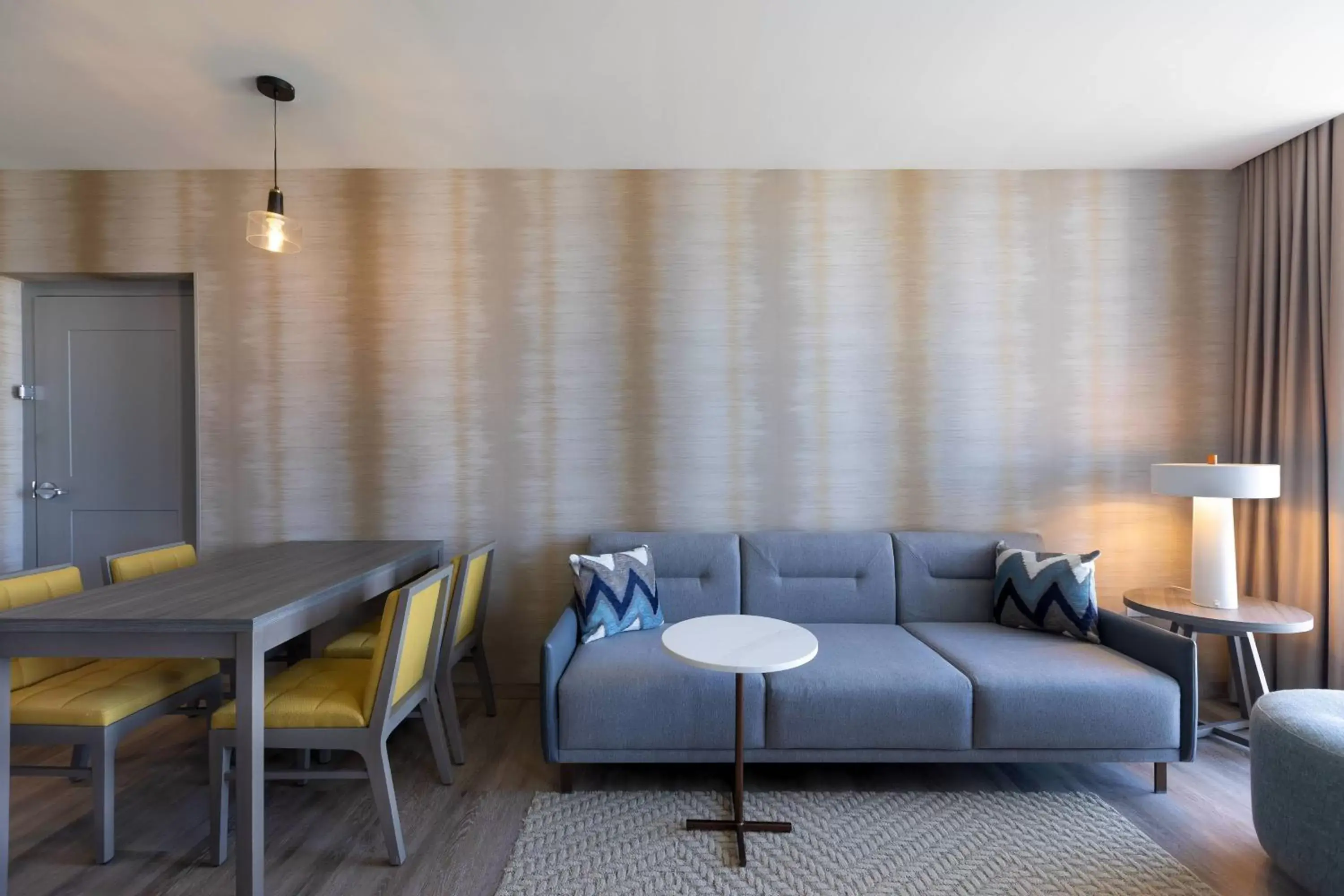 Living room, Seating Area in Residence Inn by Marriott Merida