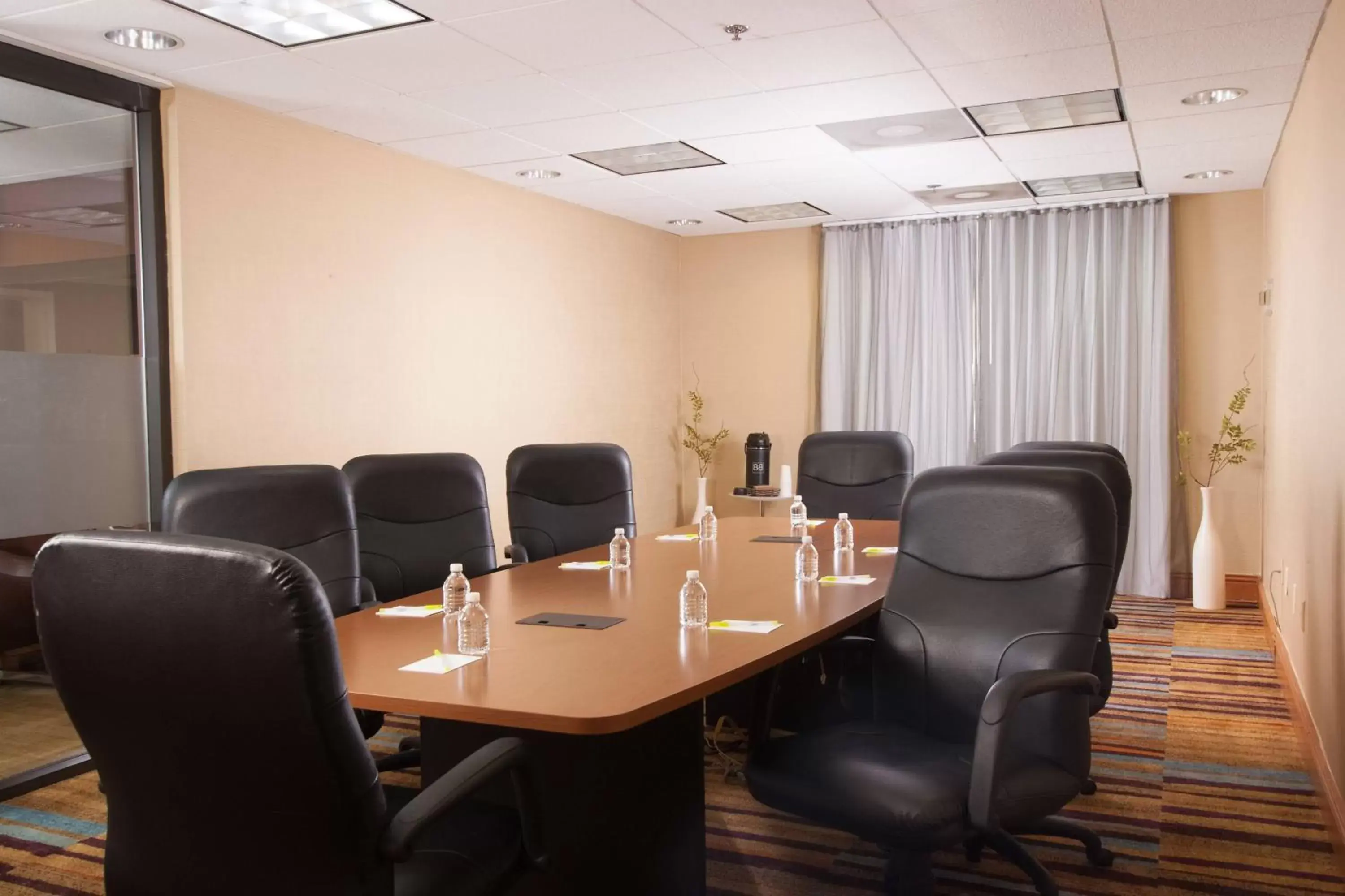 Meeting/conference room in Fairfield Inn and Suites Atlanta Airport South/Sullivan Road