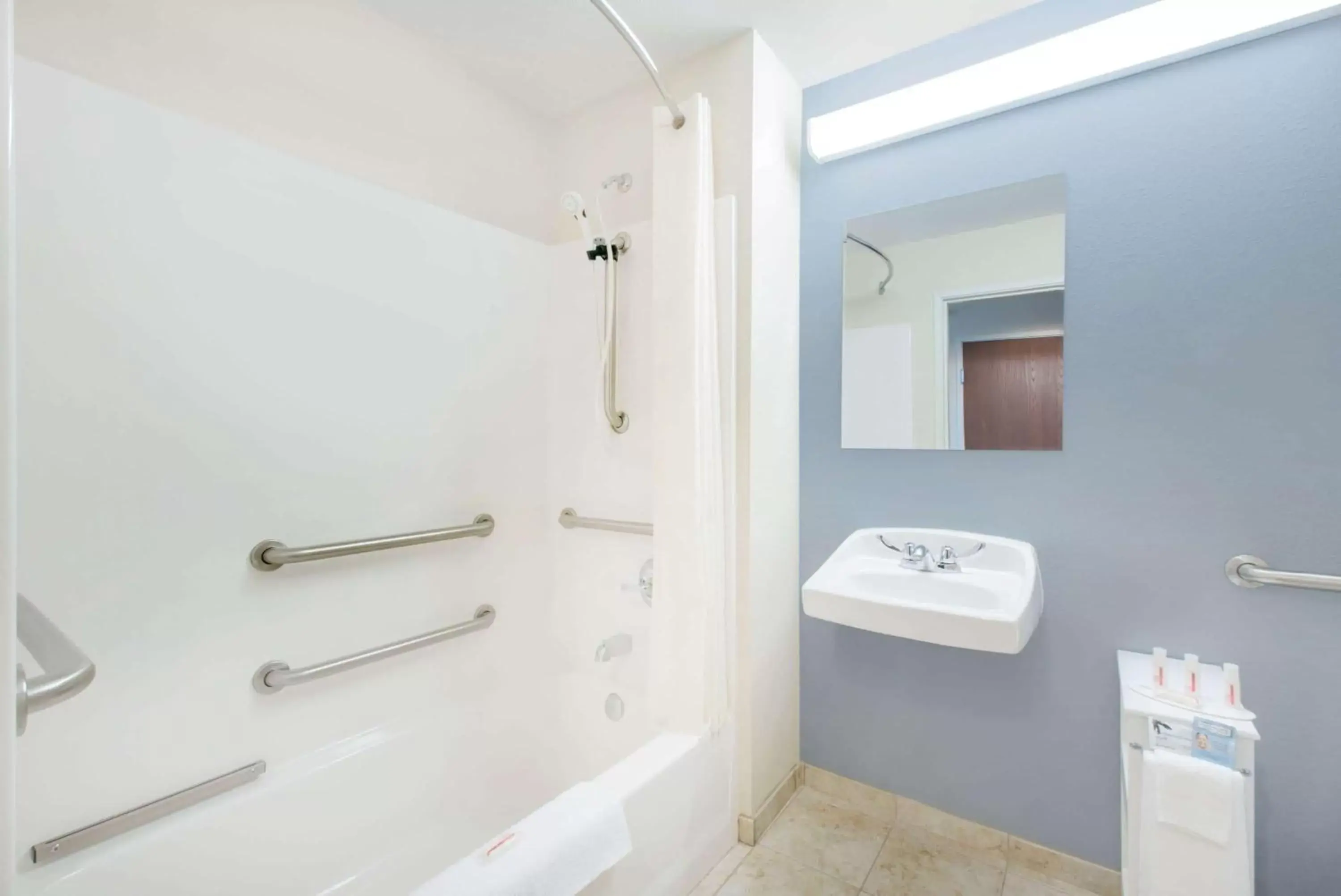Bathroom in Microtel Inn & Suites by Wyndham Stanley