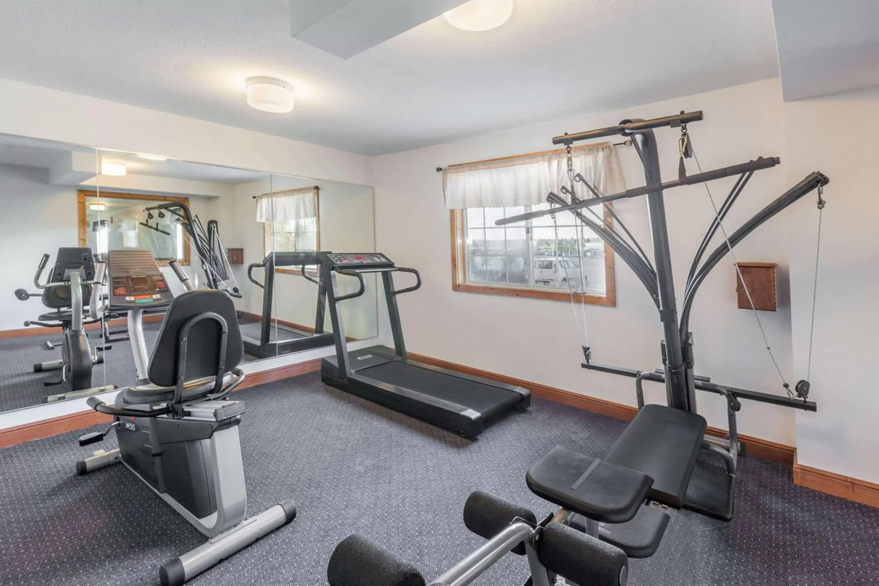 Fitness centre/facilities, Fitness Center/Facilities in Ramada by Wyndham Mackinaw City Waterfront