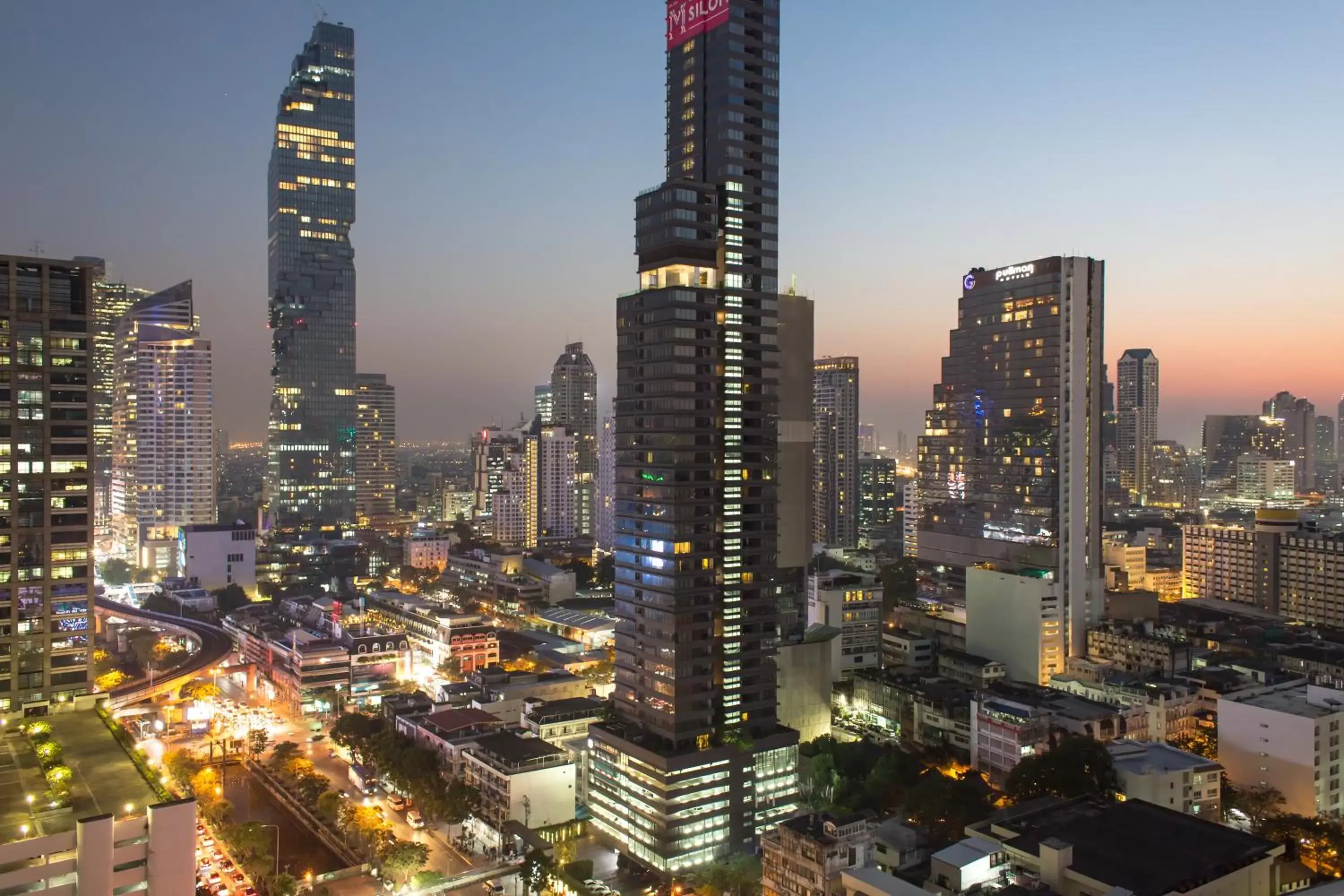 City view in Amara Bangkok Hotel