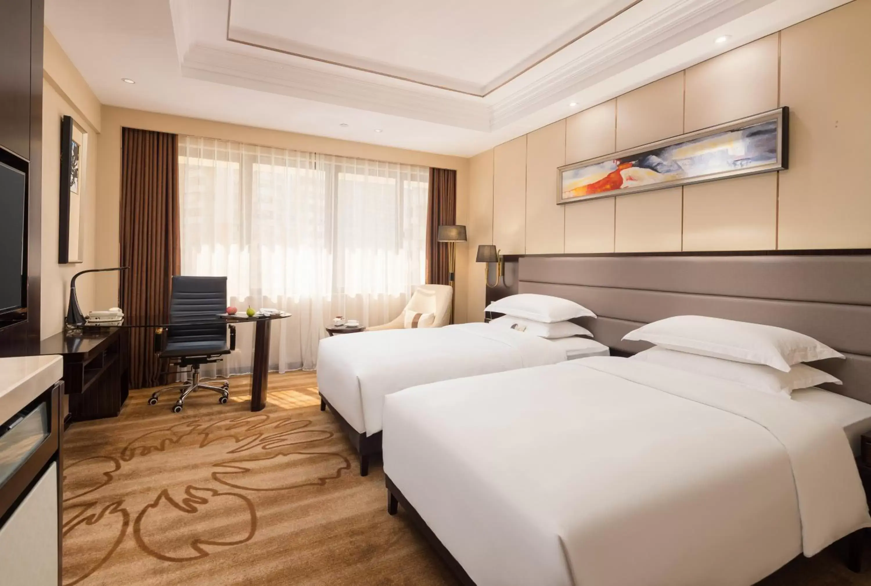 Bed in Shenzhen Sunshine Hotel, Luohu