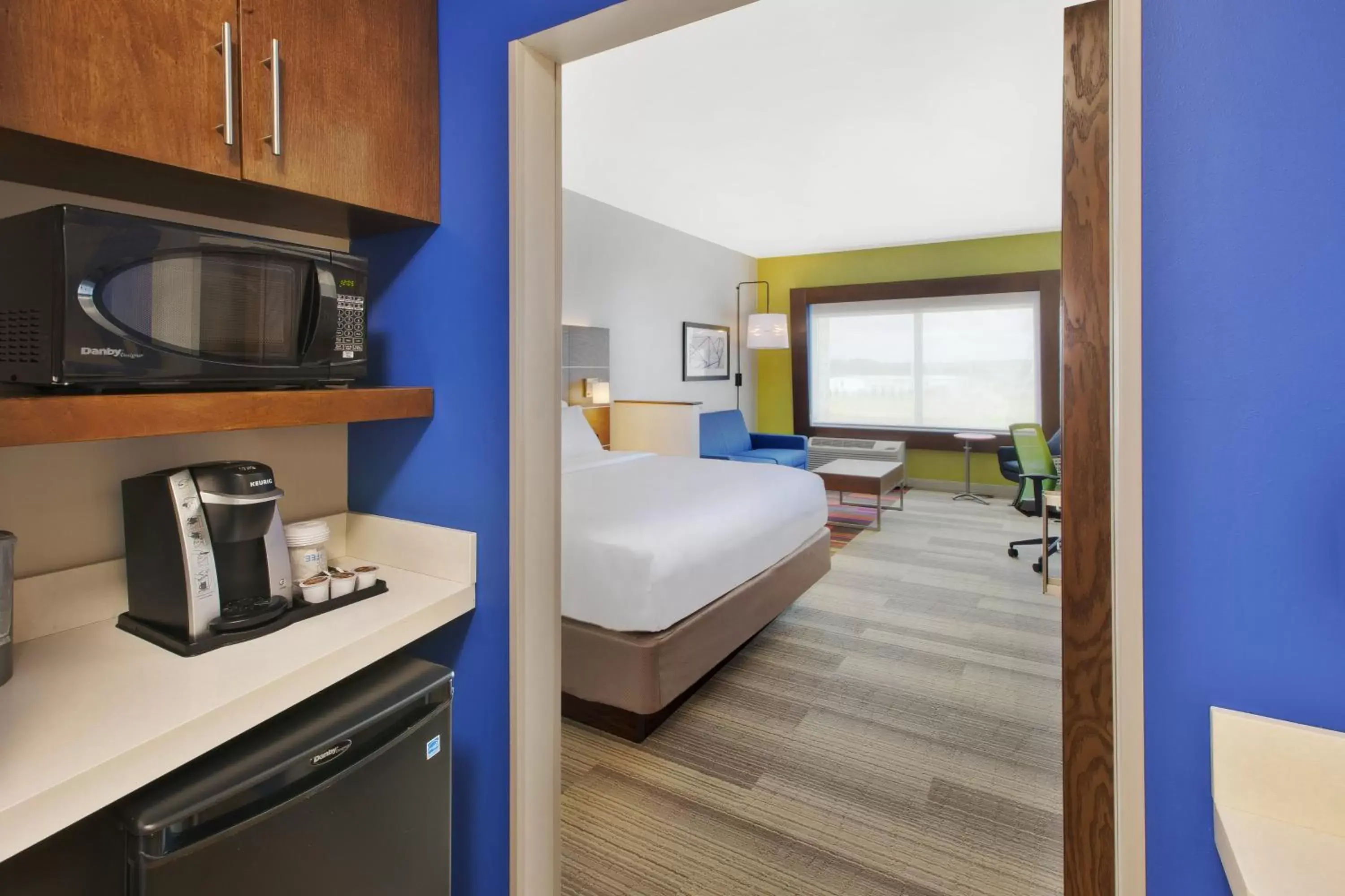 Photo of the whole room, Bed in Holiday Inn Express and Suites South Hill, an IHG Hotel