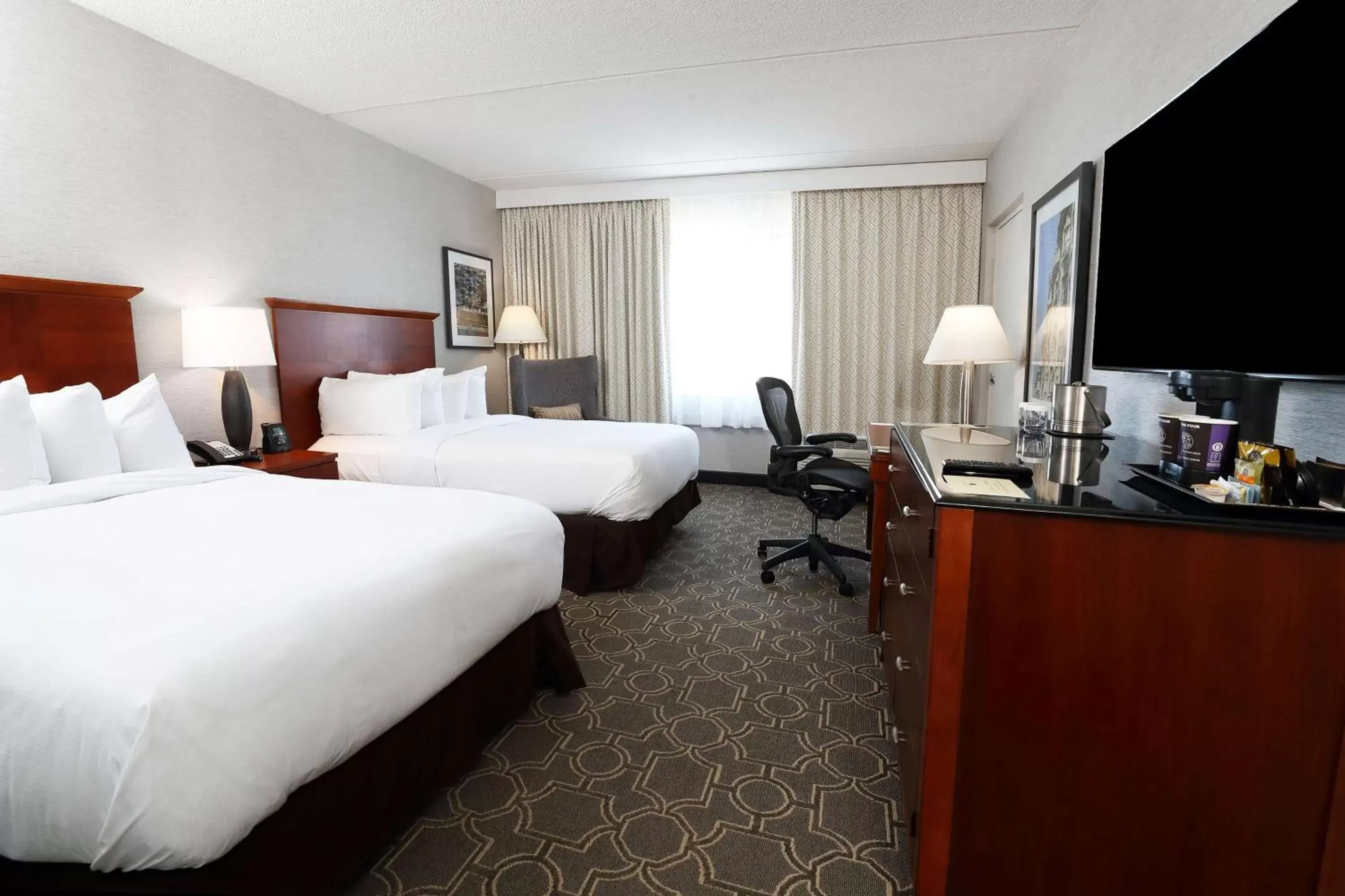 Bedroom in DoubleTree by Hilton Boston/Westborough