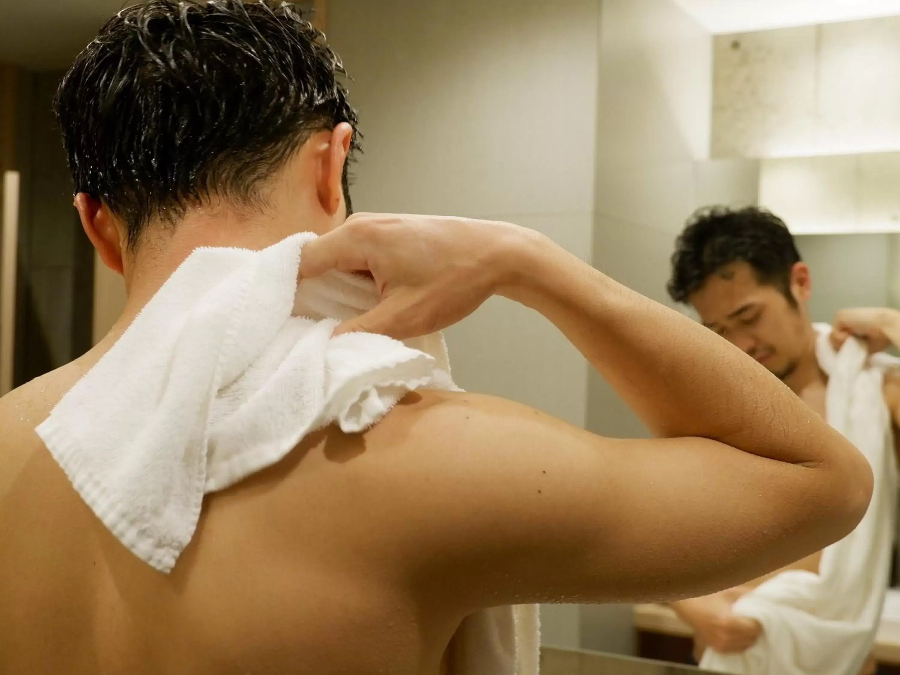 Shower in BUNSHODO HOTEL