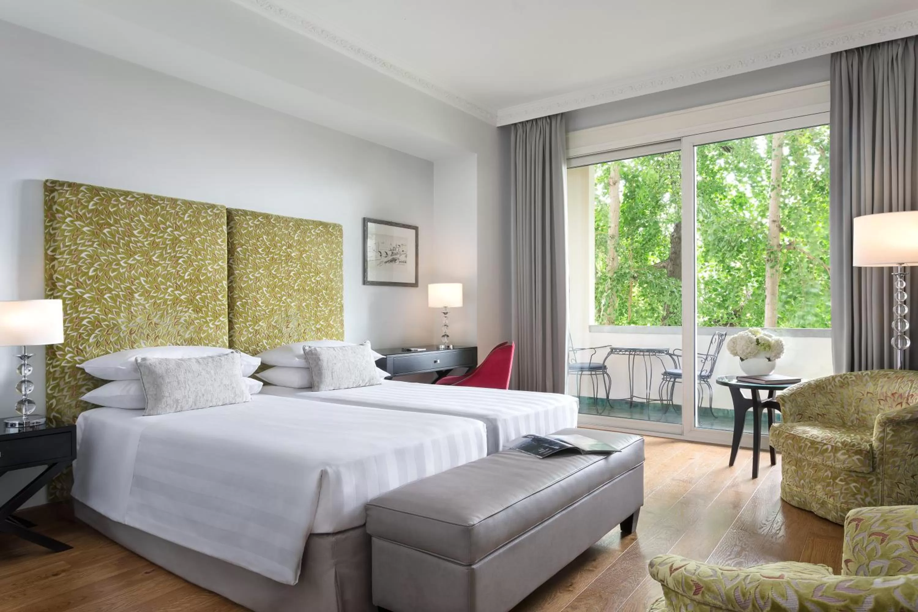 Bedroom, Bed in Sina Villa Medici, Autograph Collection