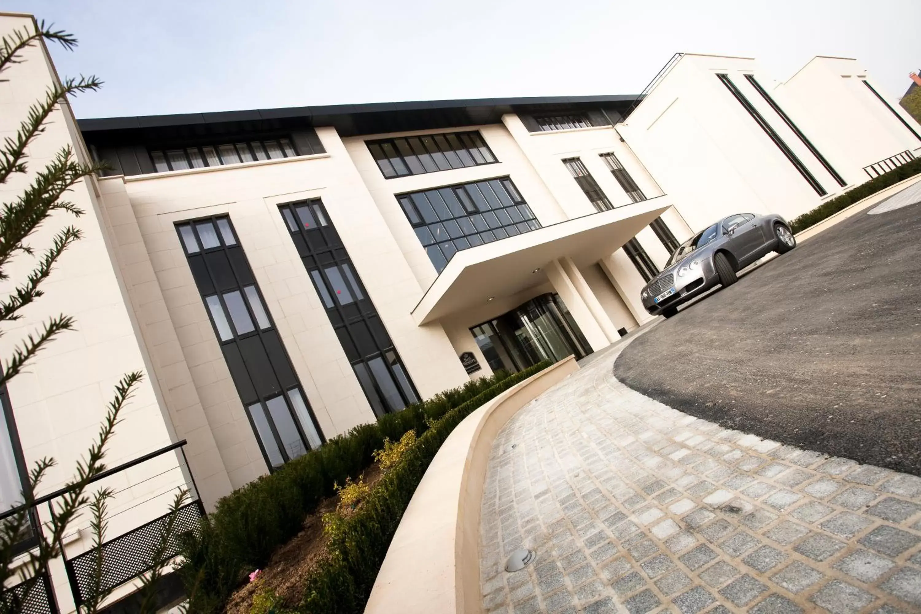 Facade/entrance, Property Building in Best Western Plus Hotel des Francs