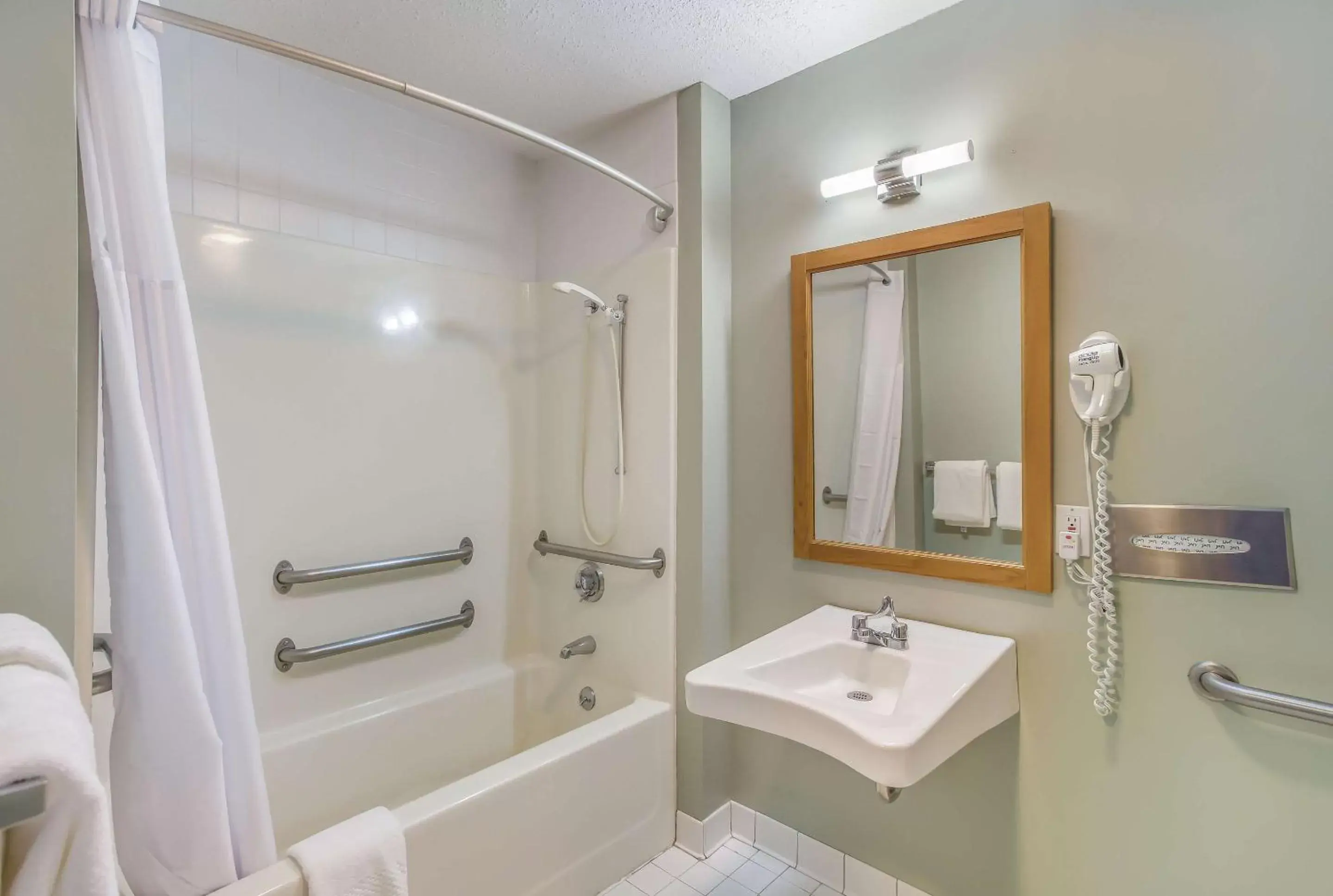 Photo of the whole room, Bathroom in Quality Inn & Suites