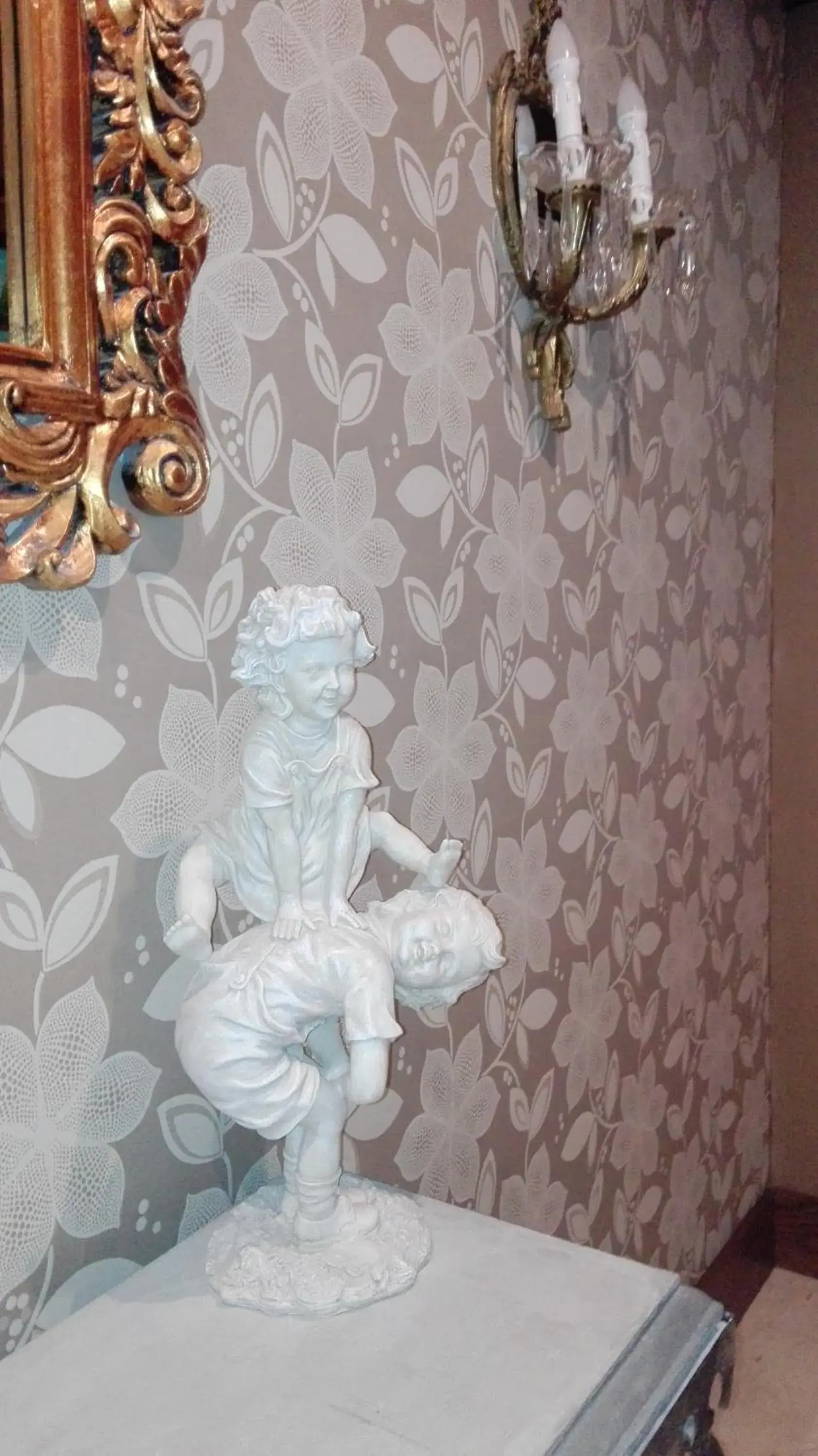 Decorative detail, Bathroom in Hotel Los Braseros