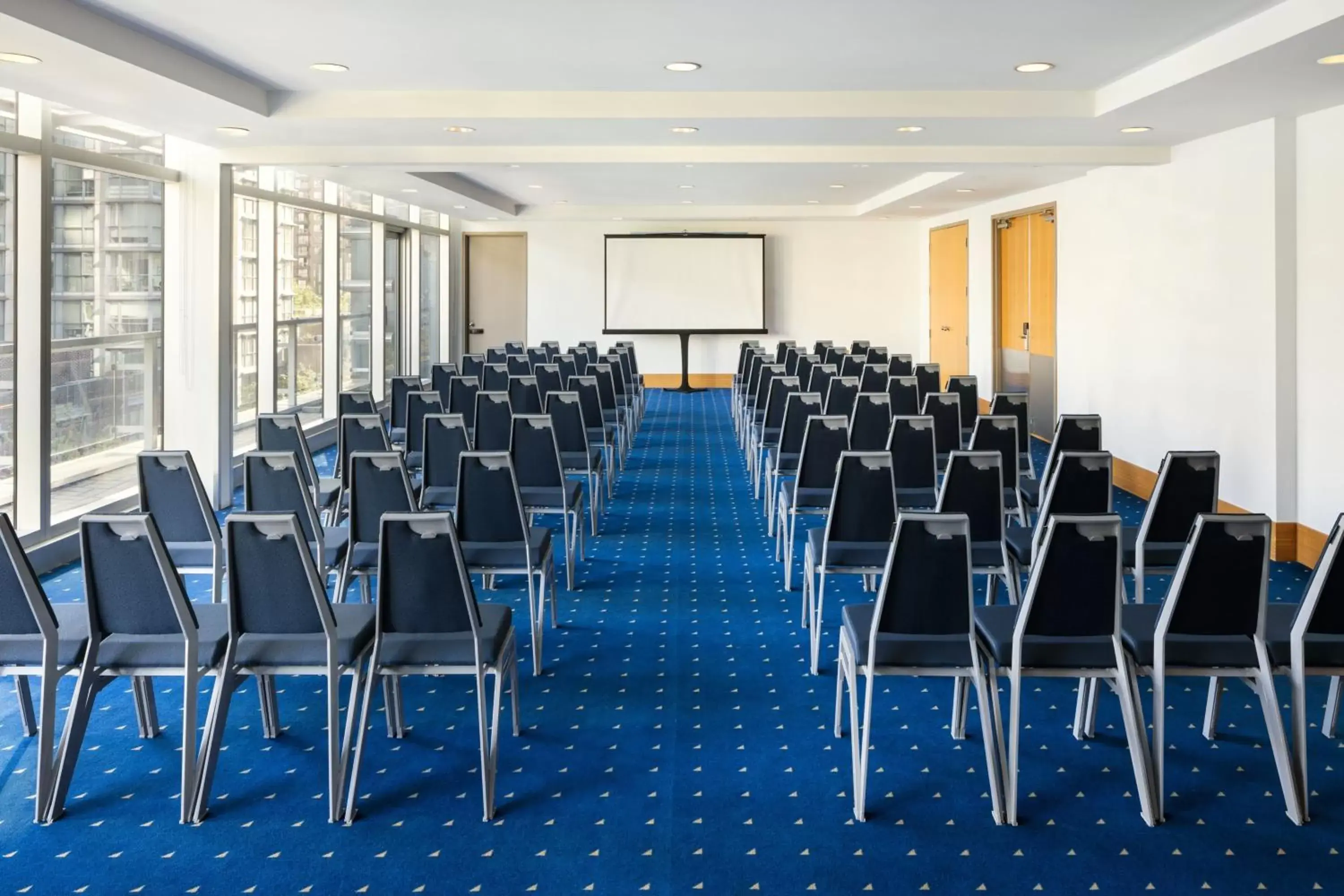 Meeting/conference room in Sheraton Vancouver Wall Centre