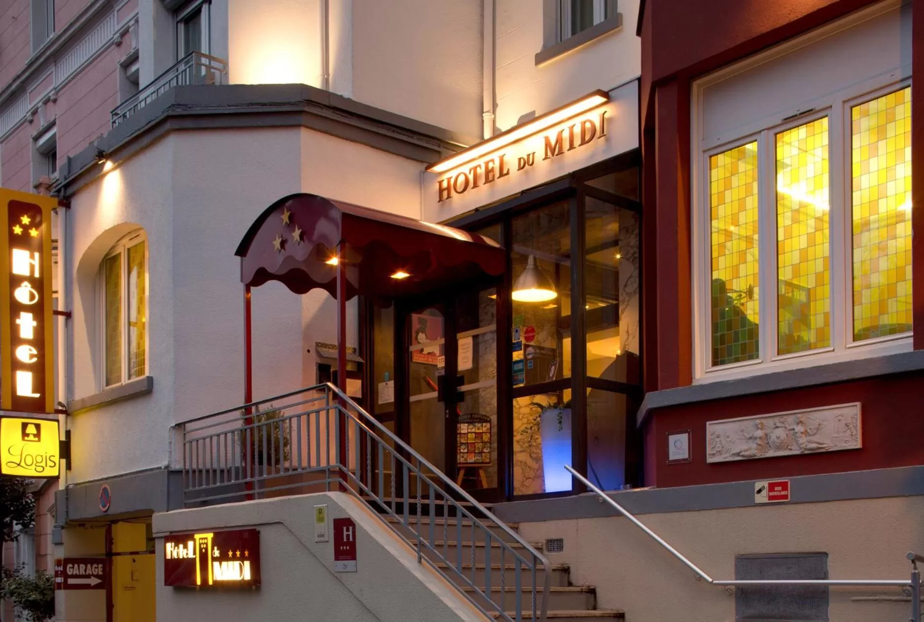 Facade/entrance in Logis Hôtel du Midi - Saint Etienne Sud