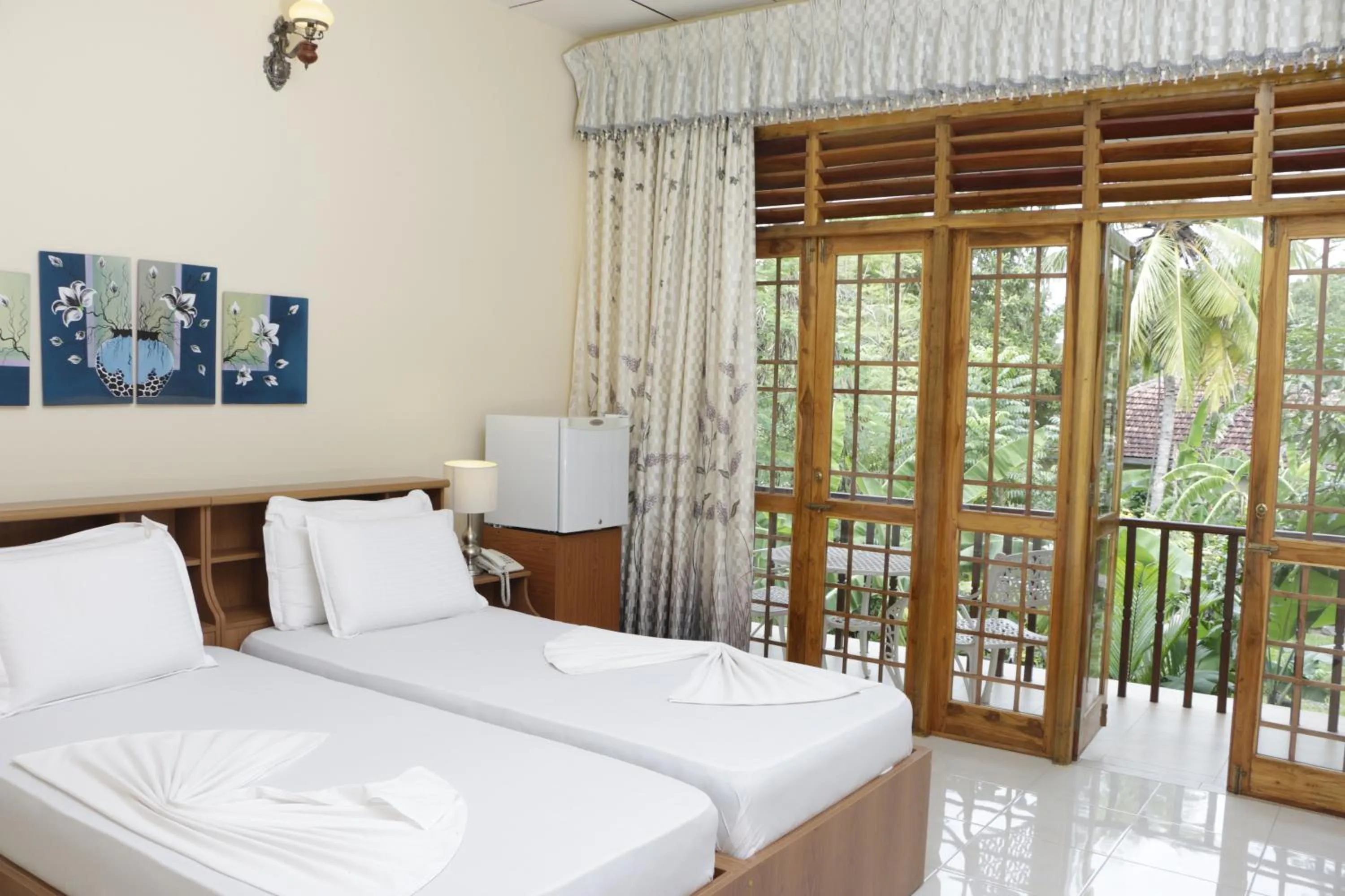 Day, Bed in London Palace