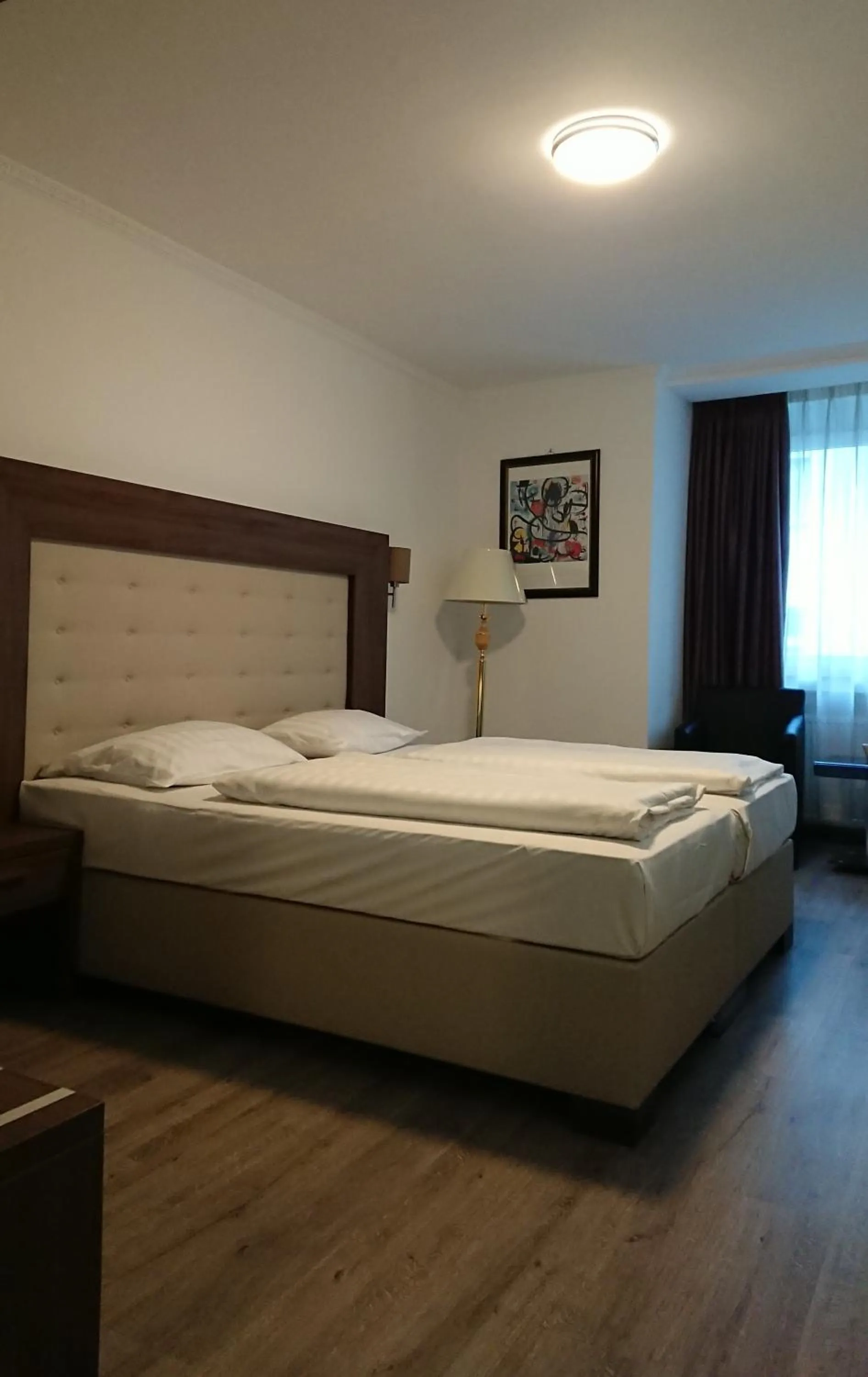 Photo of the whole room, Bed in Hotel Batavia