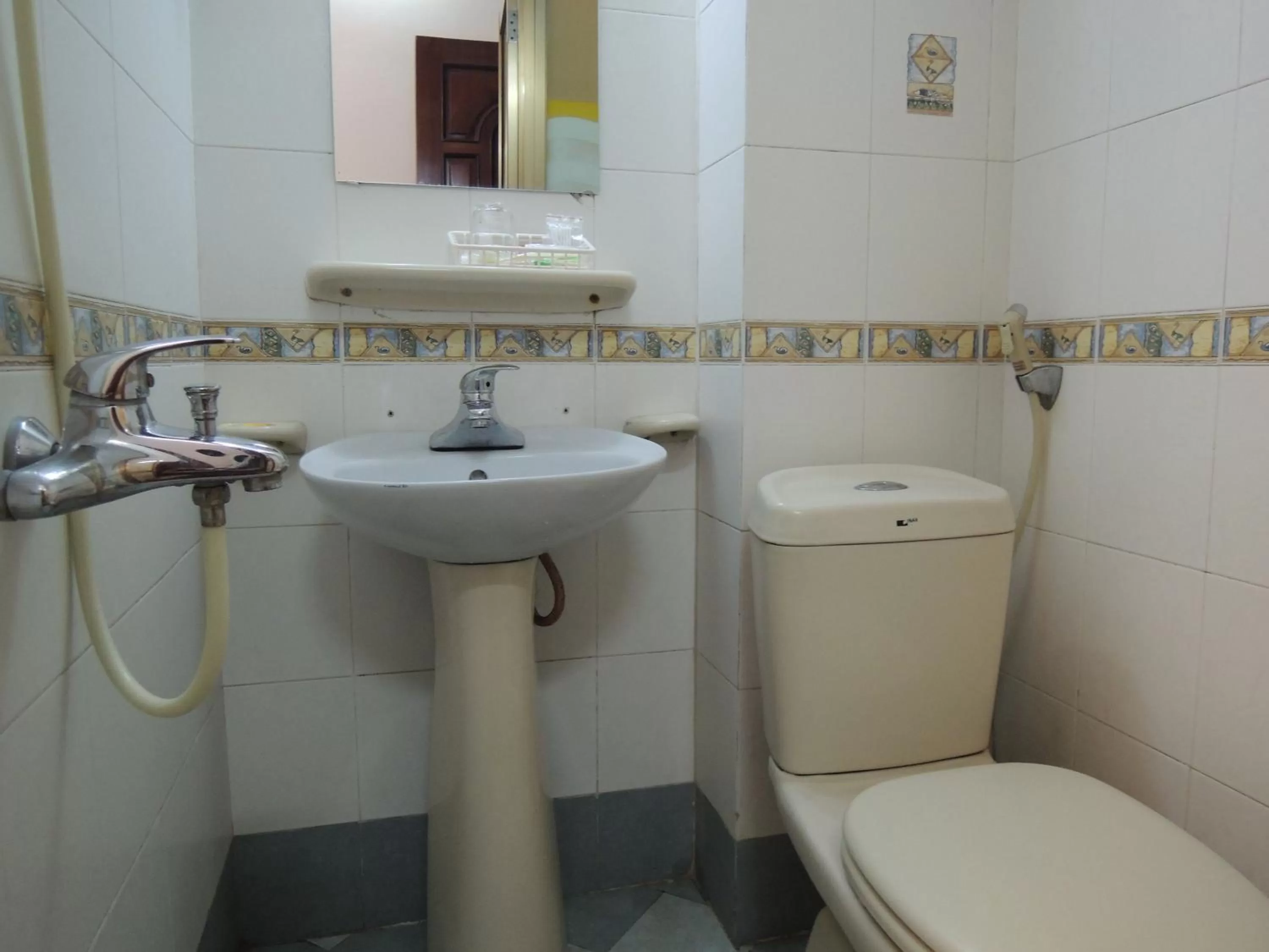 Bathroom in Hanoi Ecogreen Hostel