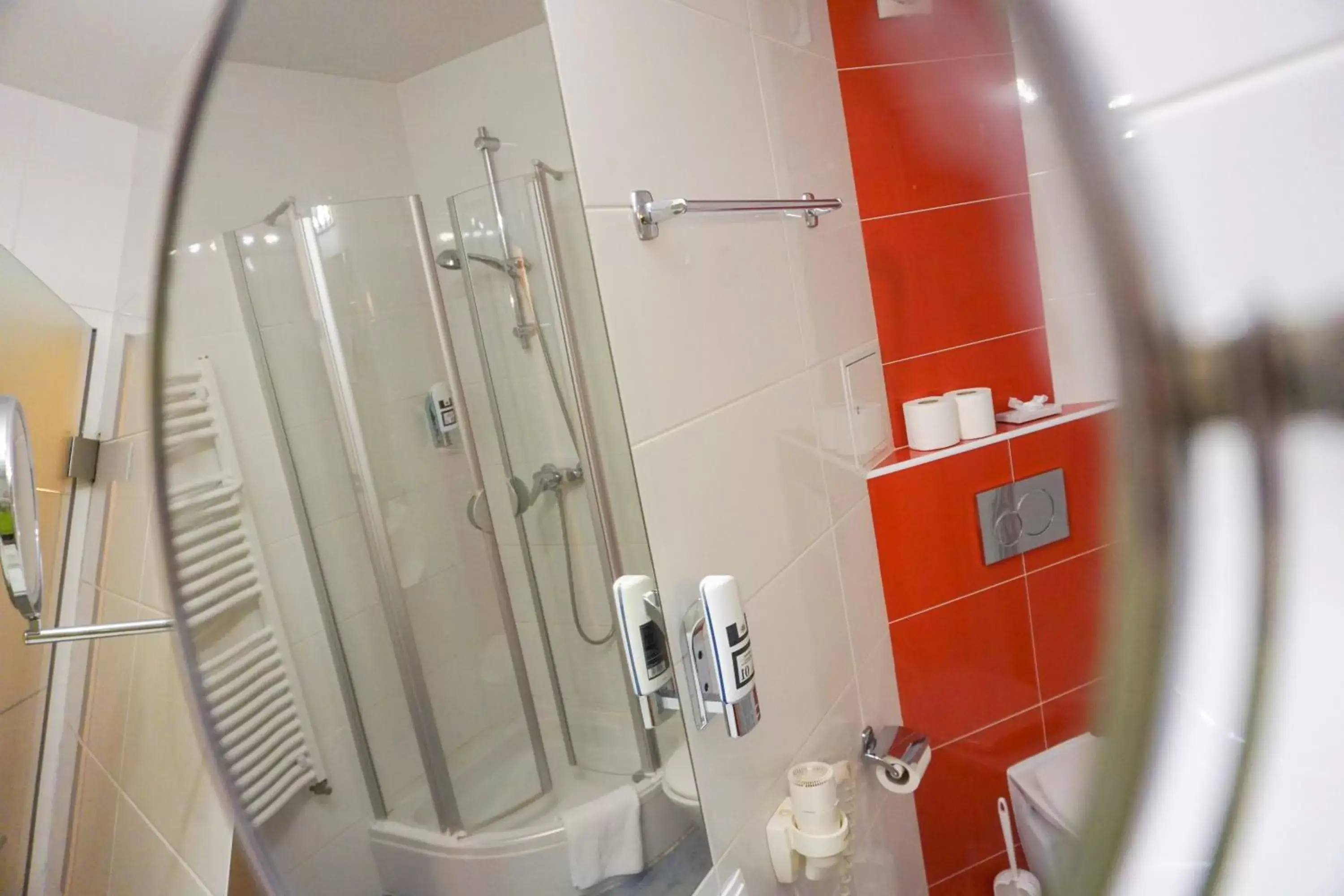 Bathroom in Hotel Deutschmeister
