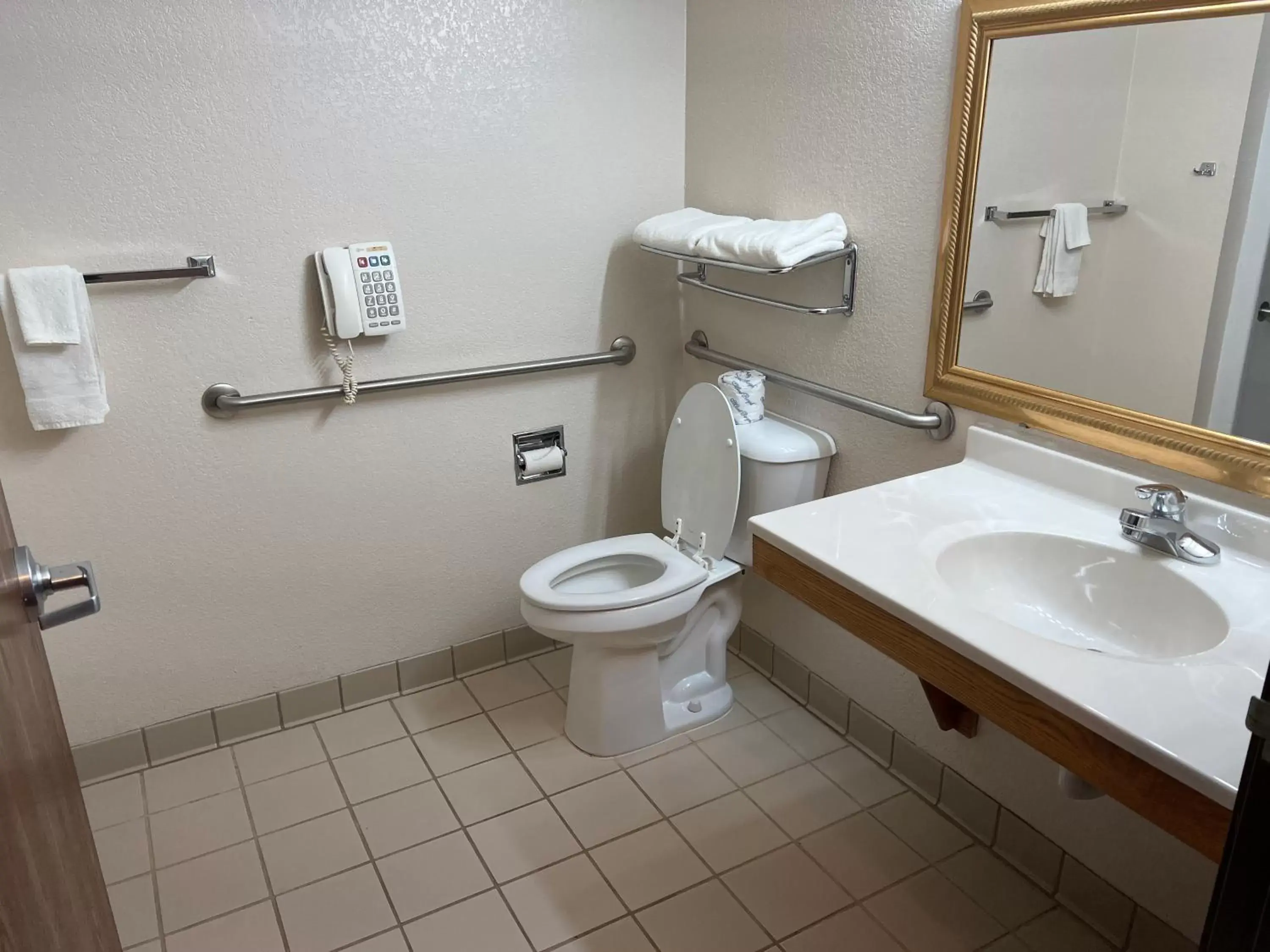 Bathroom in Express Inn & suites