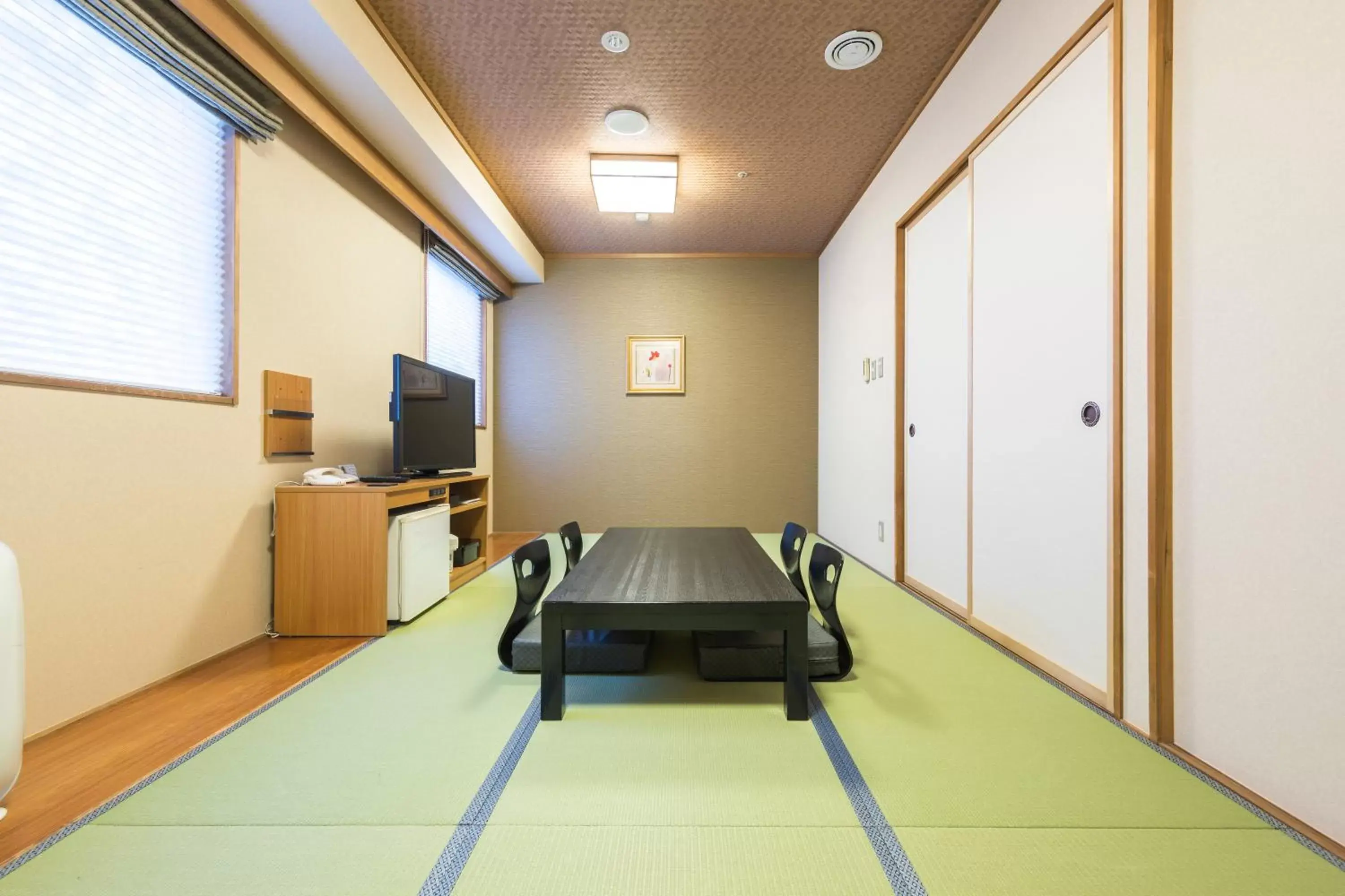 Photo of the whole room, Fitness Center/Facilities in Route Inn Grantia Hanyu Spa Resort