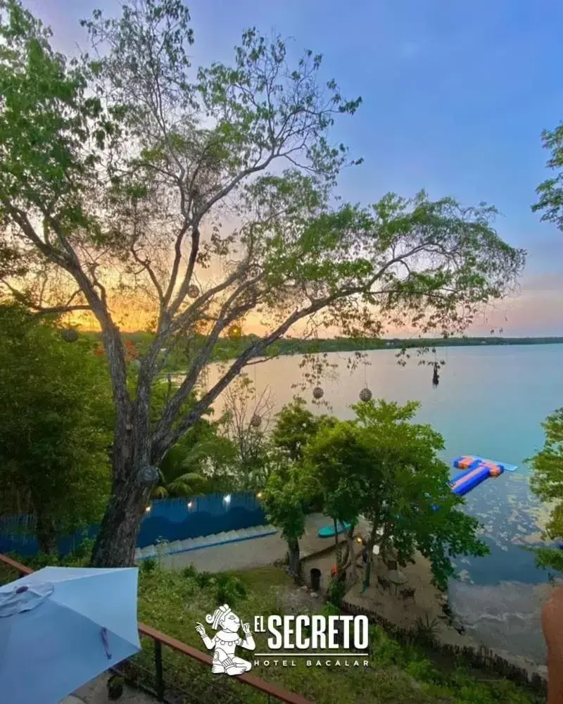 Hotel Secreto Frente a Laguna Bacalar - Opciones Todo Incluido