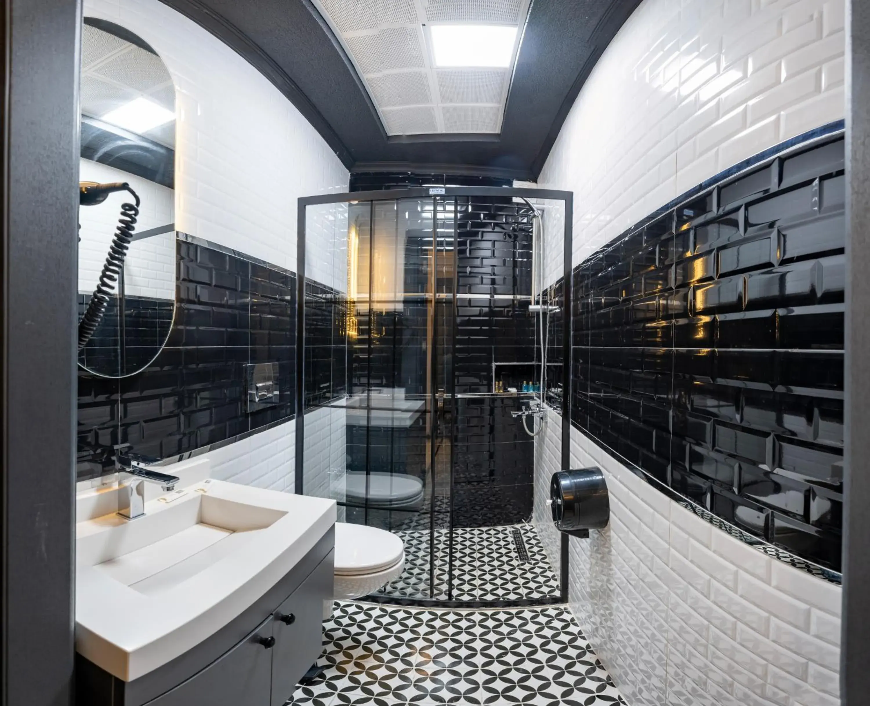 Bathroom in Istanbul Paradise Hotel