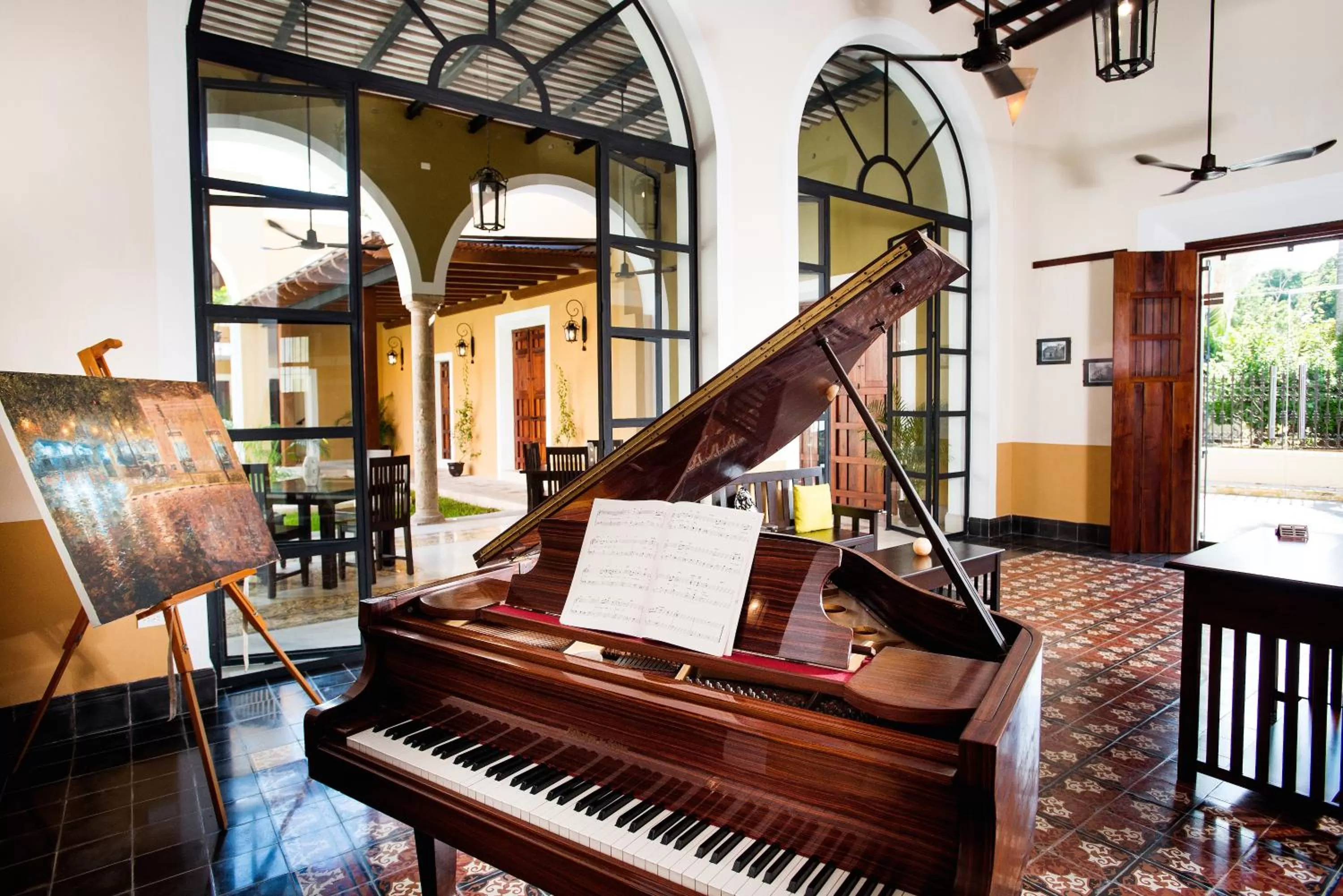 Facade/entrance in Boutique by The Museo