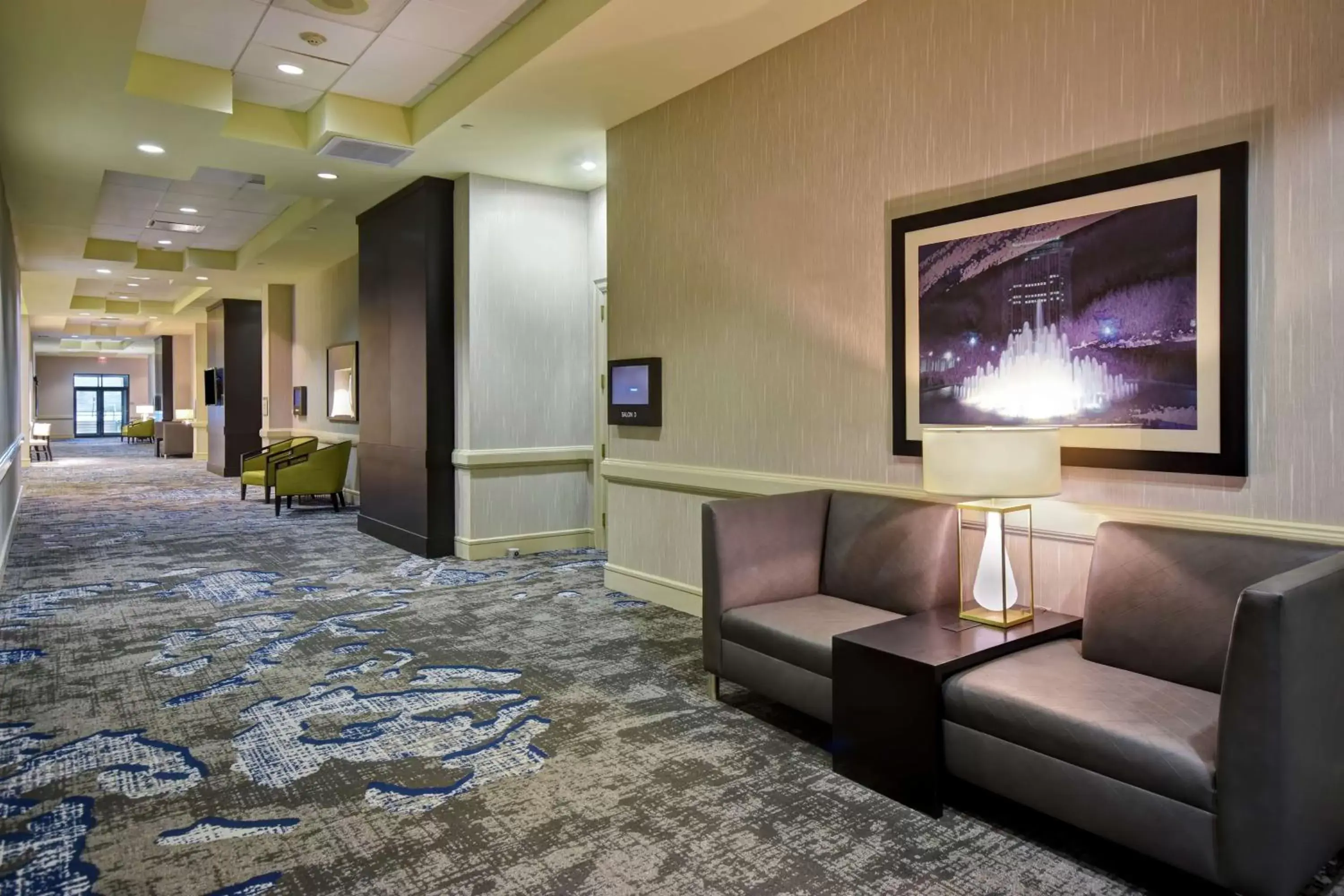 Meeting/conference room, Lobby/Reception in Embassy Suites Montgomery - Hotel & Conference Center