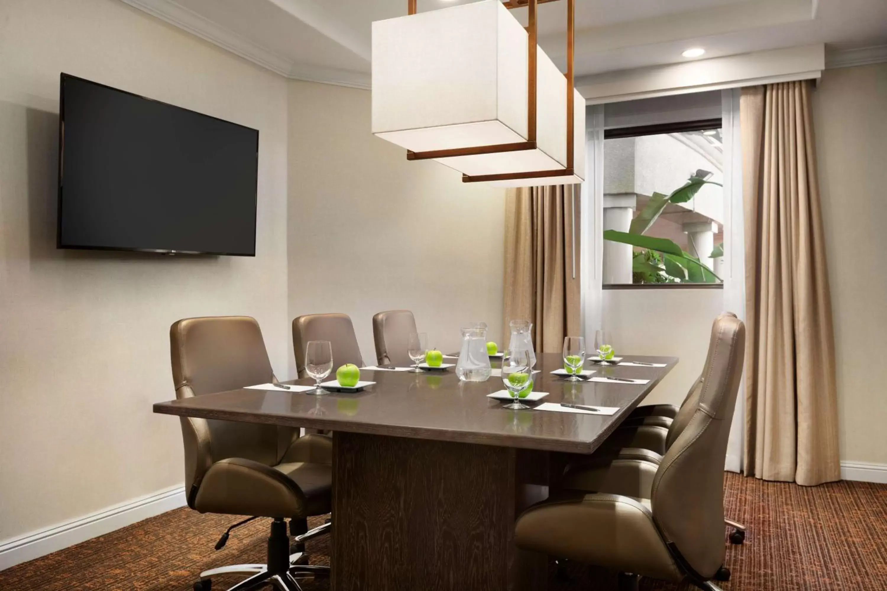 Meeting/conference room in Embassy Suites by Hilton Temecula Valley Wine Country