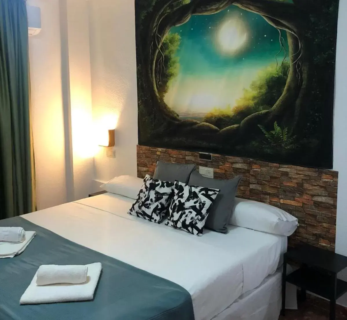 Bedroom, Bed in Hotel Al-Ándalus, en Cazorla Comarca