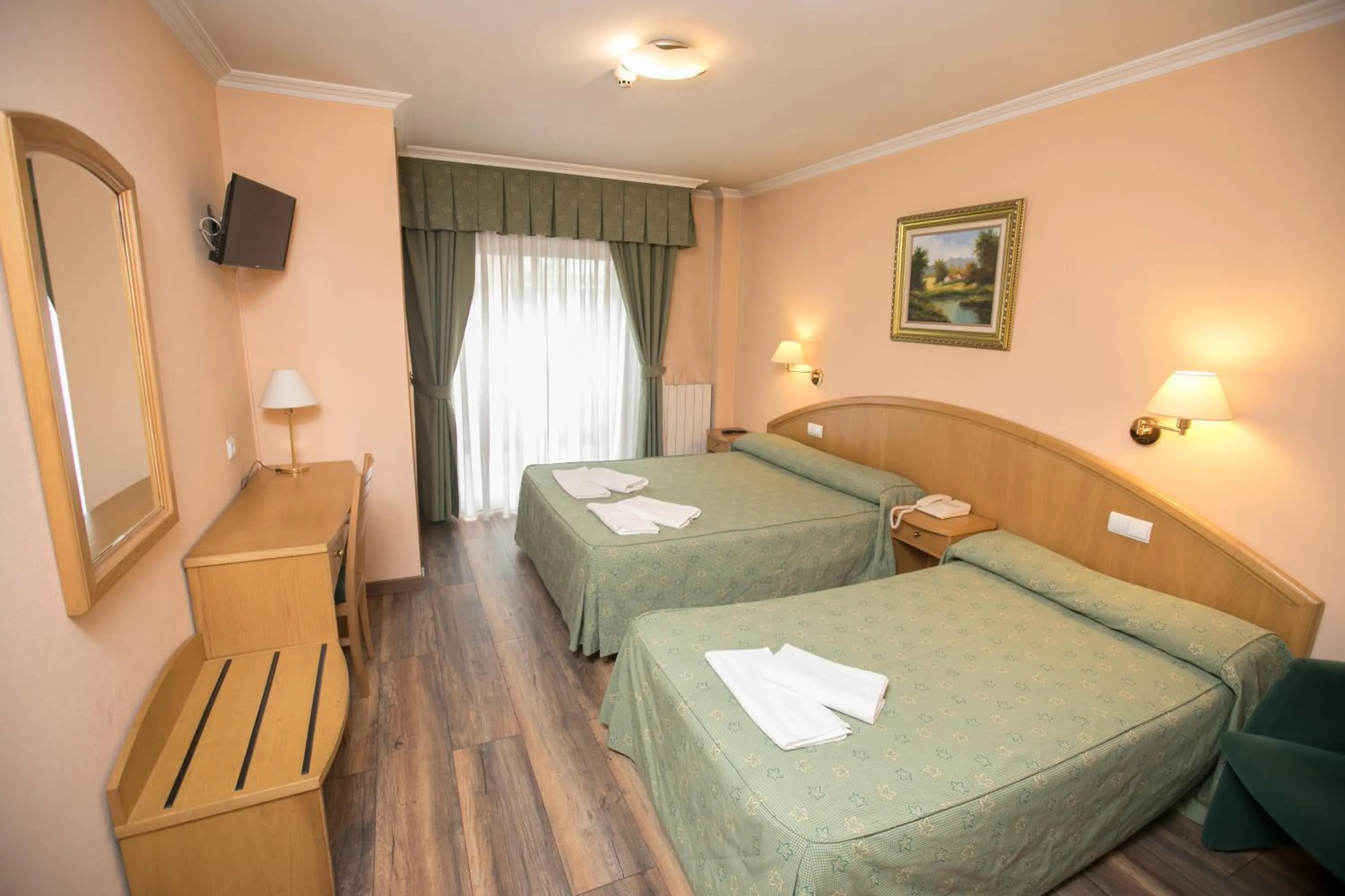 Photo of the whole room, Bed in Hotel PAYRO