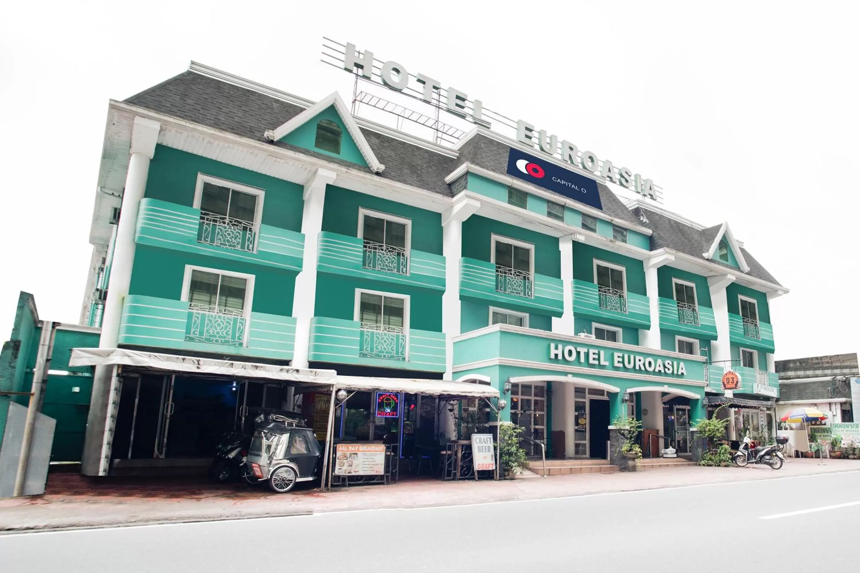 Property building in Hotel Euroasia By BLUEBOOKERS