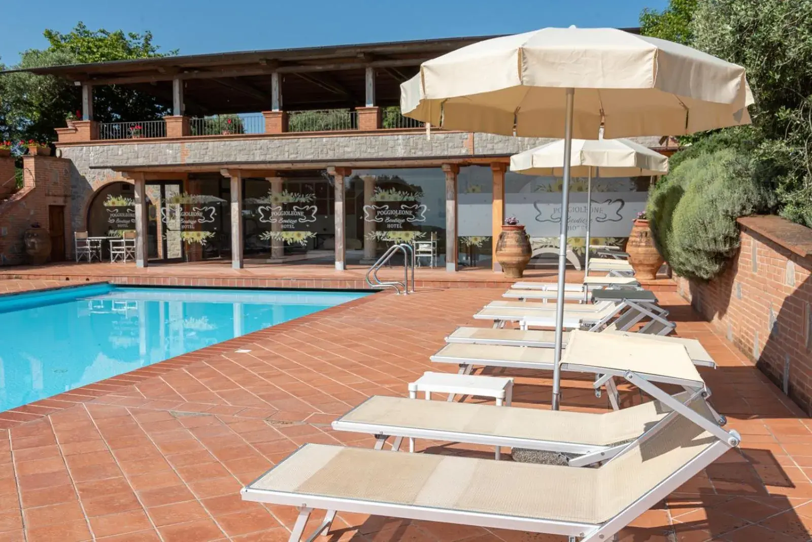 Garden, Swimming Pool in Locanda Poggioleone