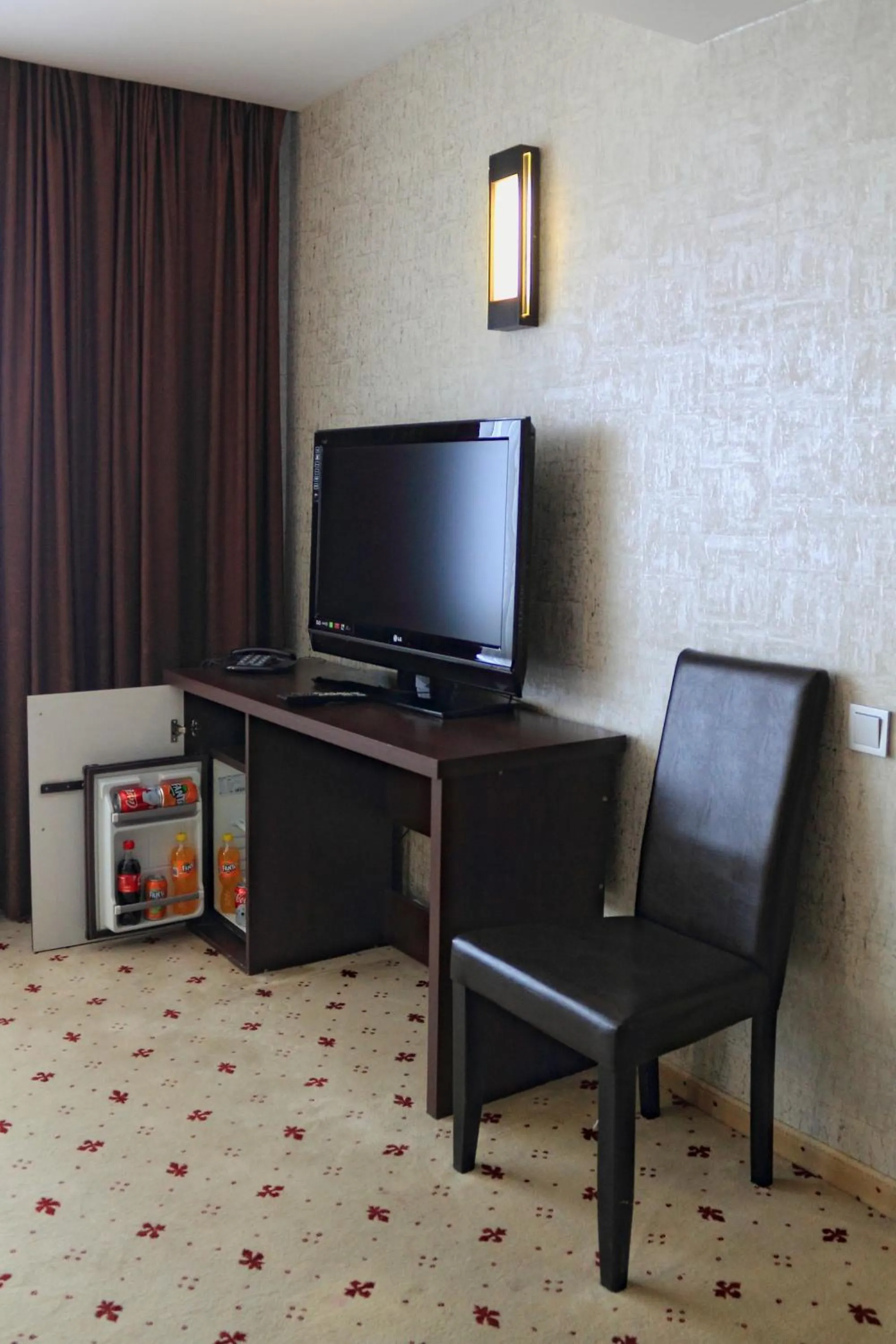 TV and multimedia in Hotel Premier