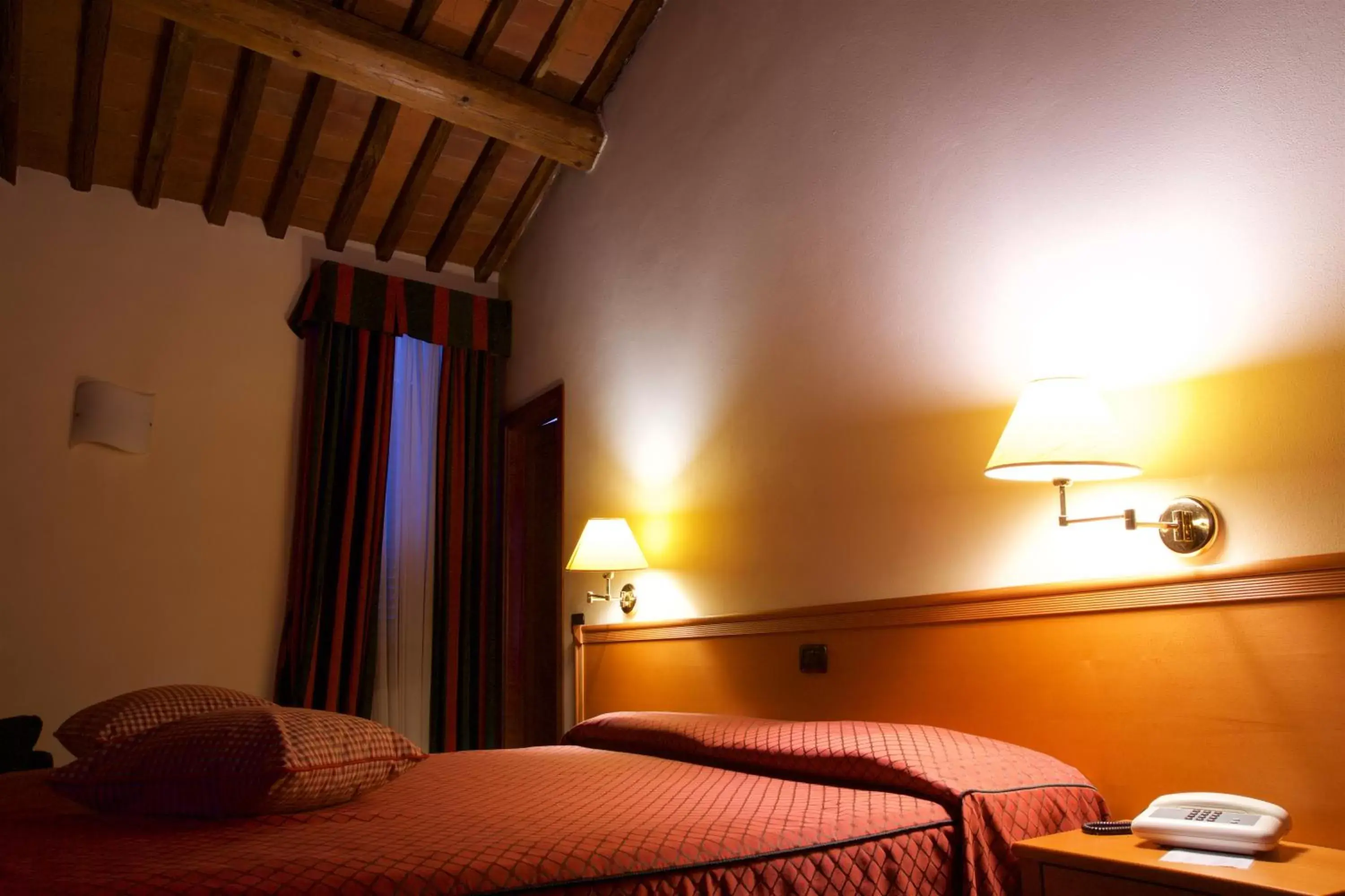 Bed in Hotel La Luna