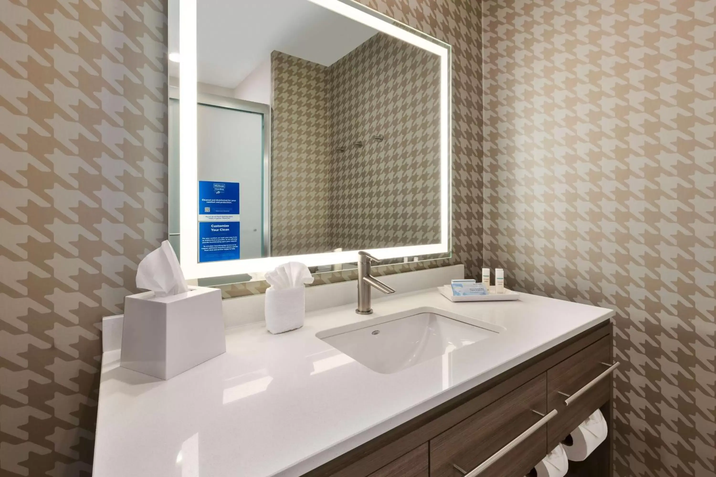 Bathroom in Home2 Suites By Hilton Tucson Airport, Az