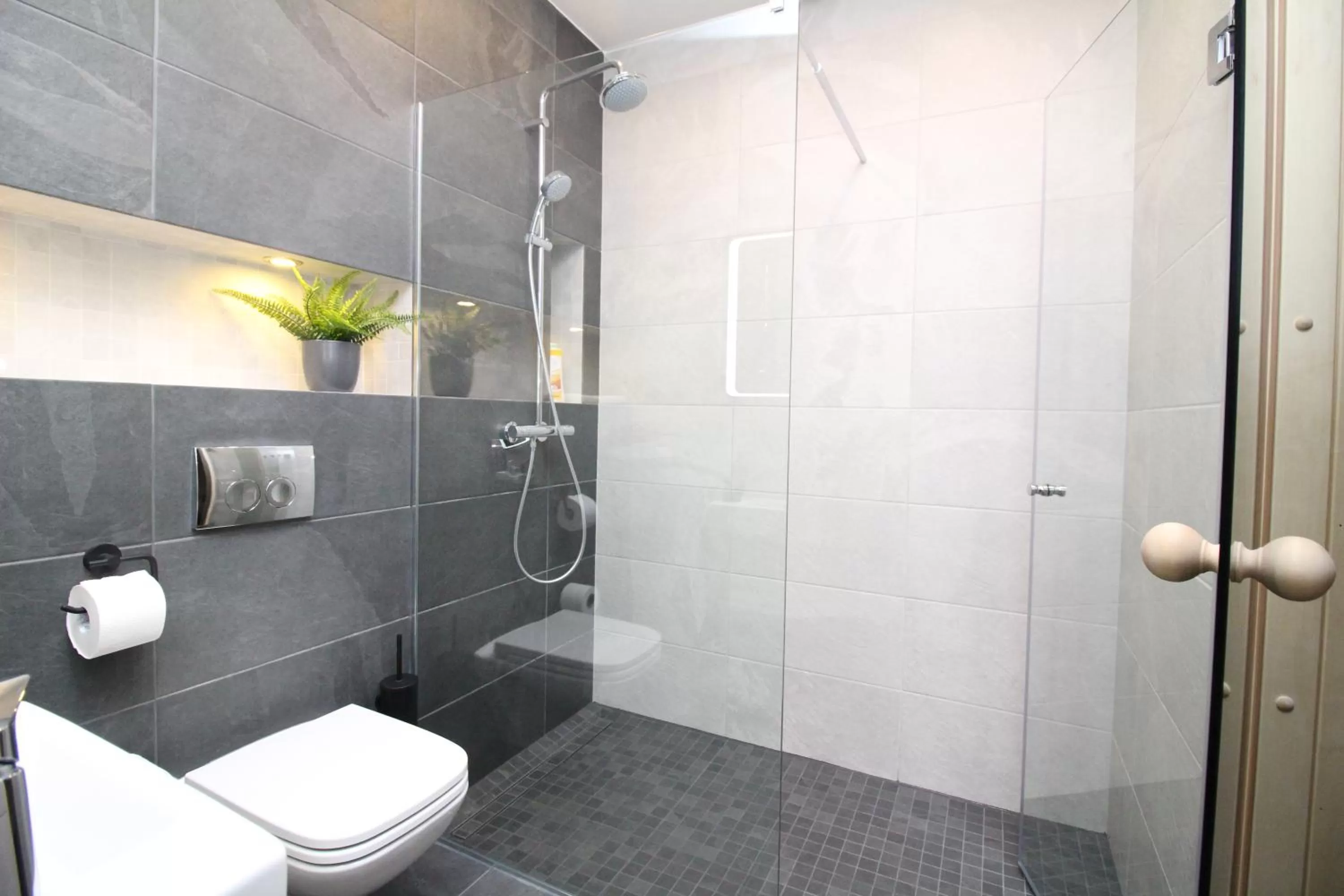 Shower in Tallinn City Apartments Old Town Suites