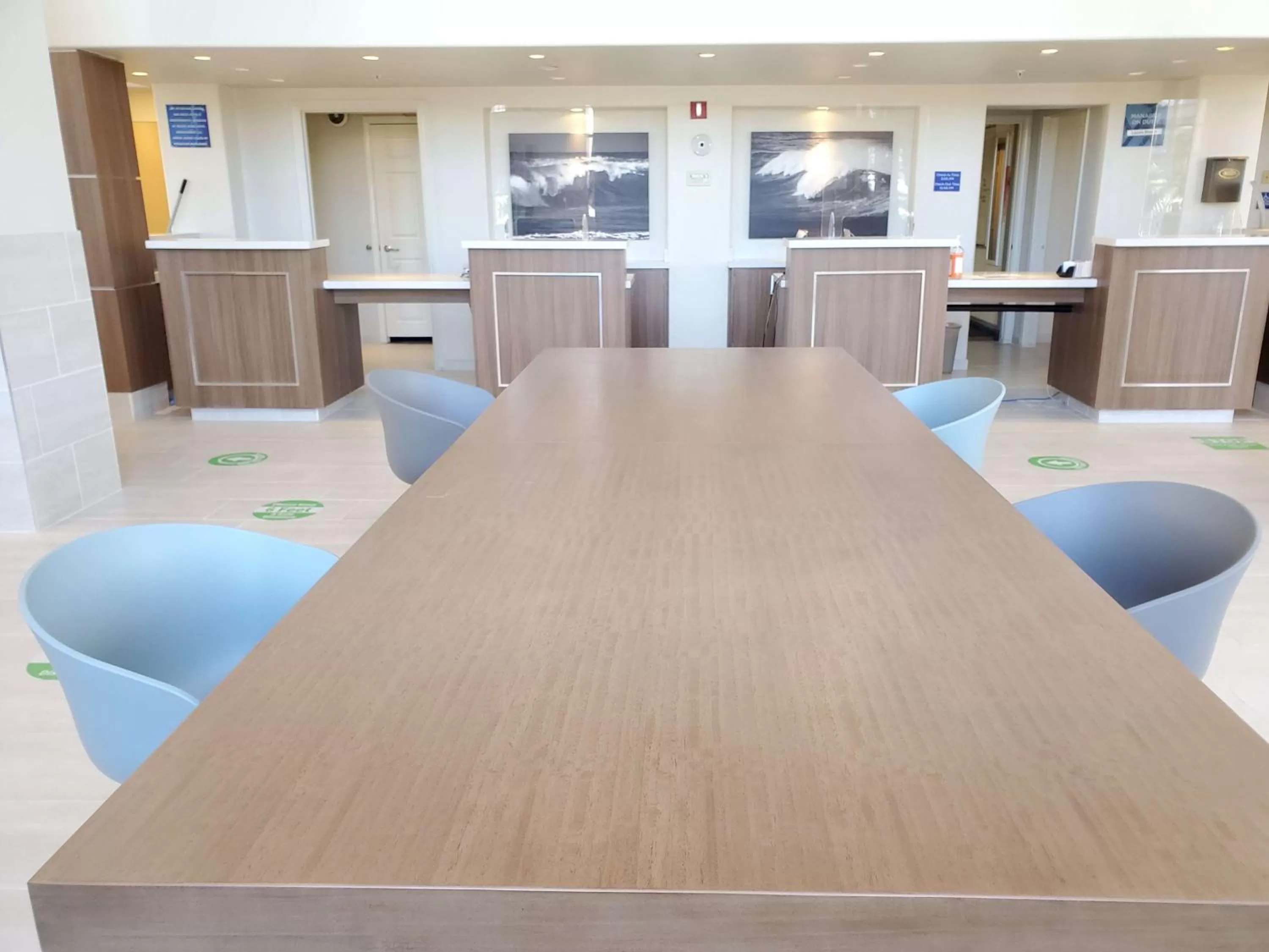 Lobby or reception in Wyndham Garden San Diego