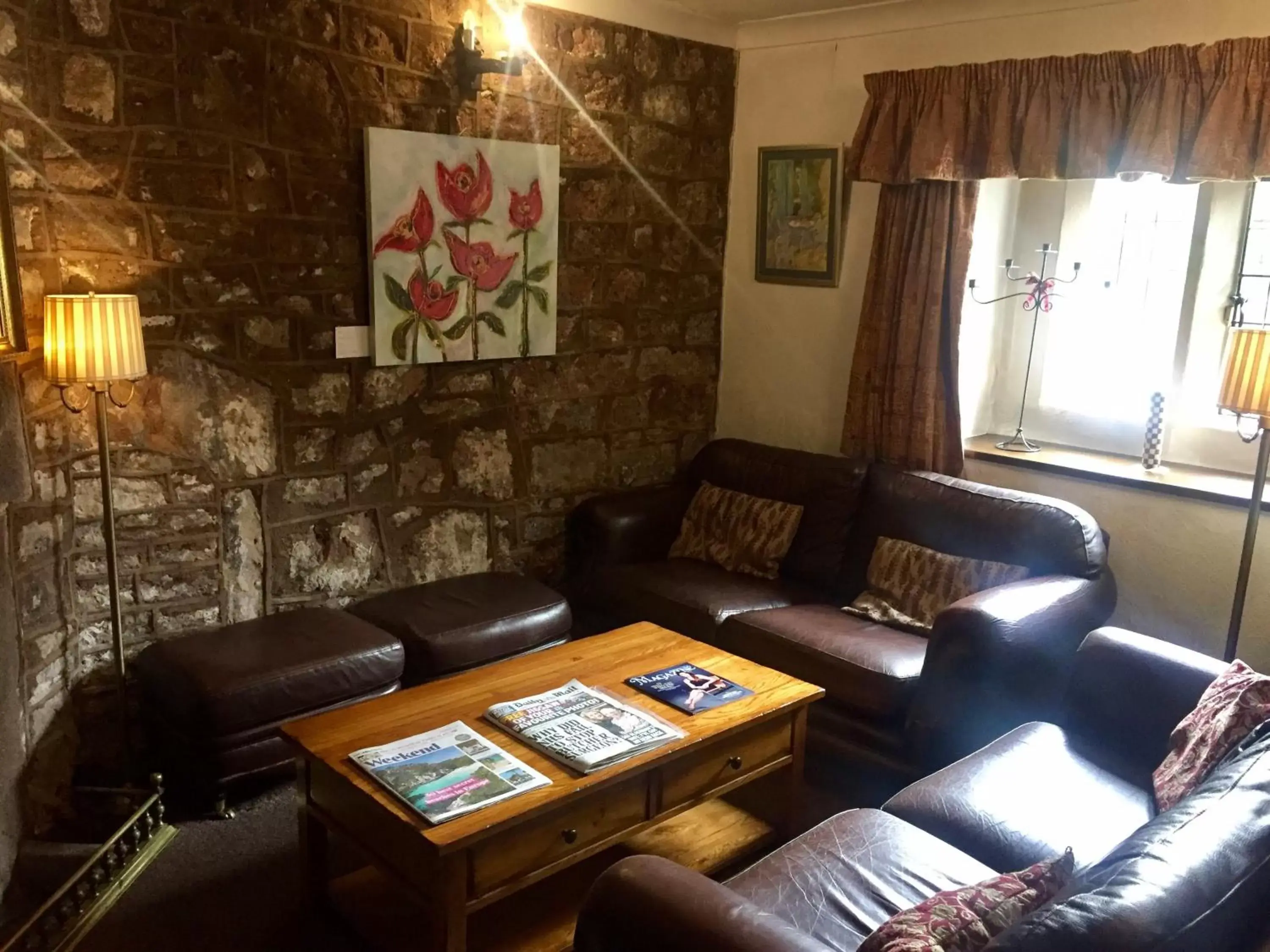 Communal lounge/ TV room, Seating Area in Old Court Hotel & Suites