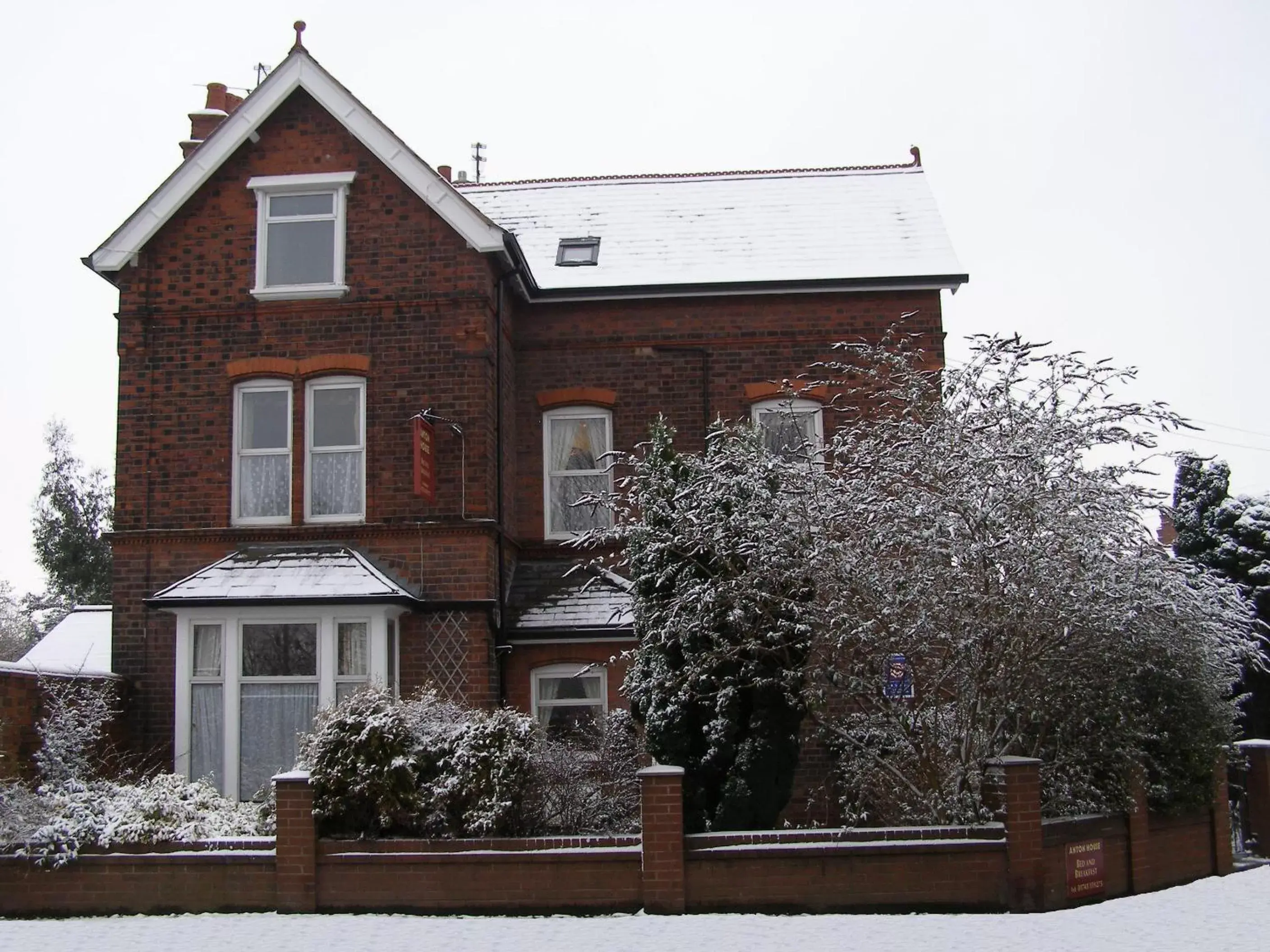 Facade/entrance, Winter in Anton Guest House Bed and Breakfast