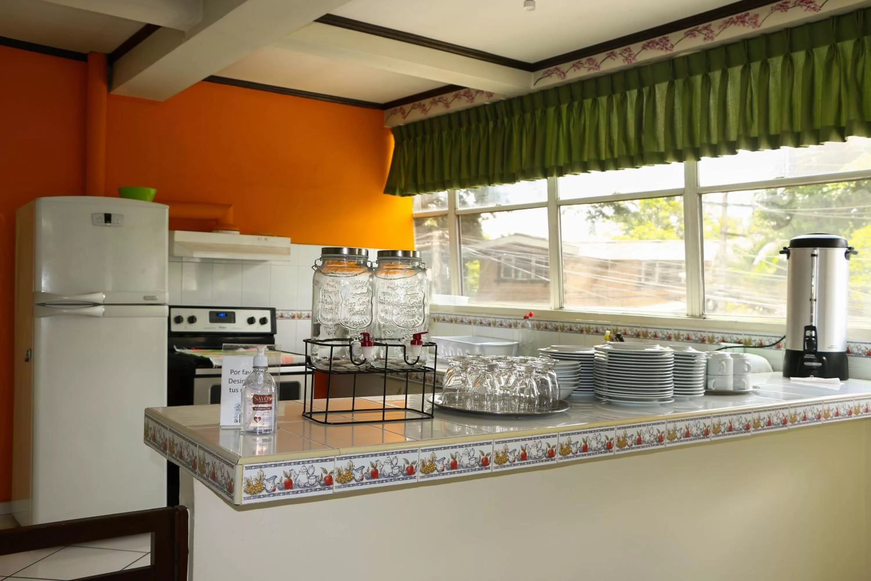 Kitchen or kitchenette in Hotel Villa Serena San Benito