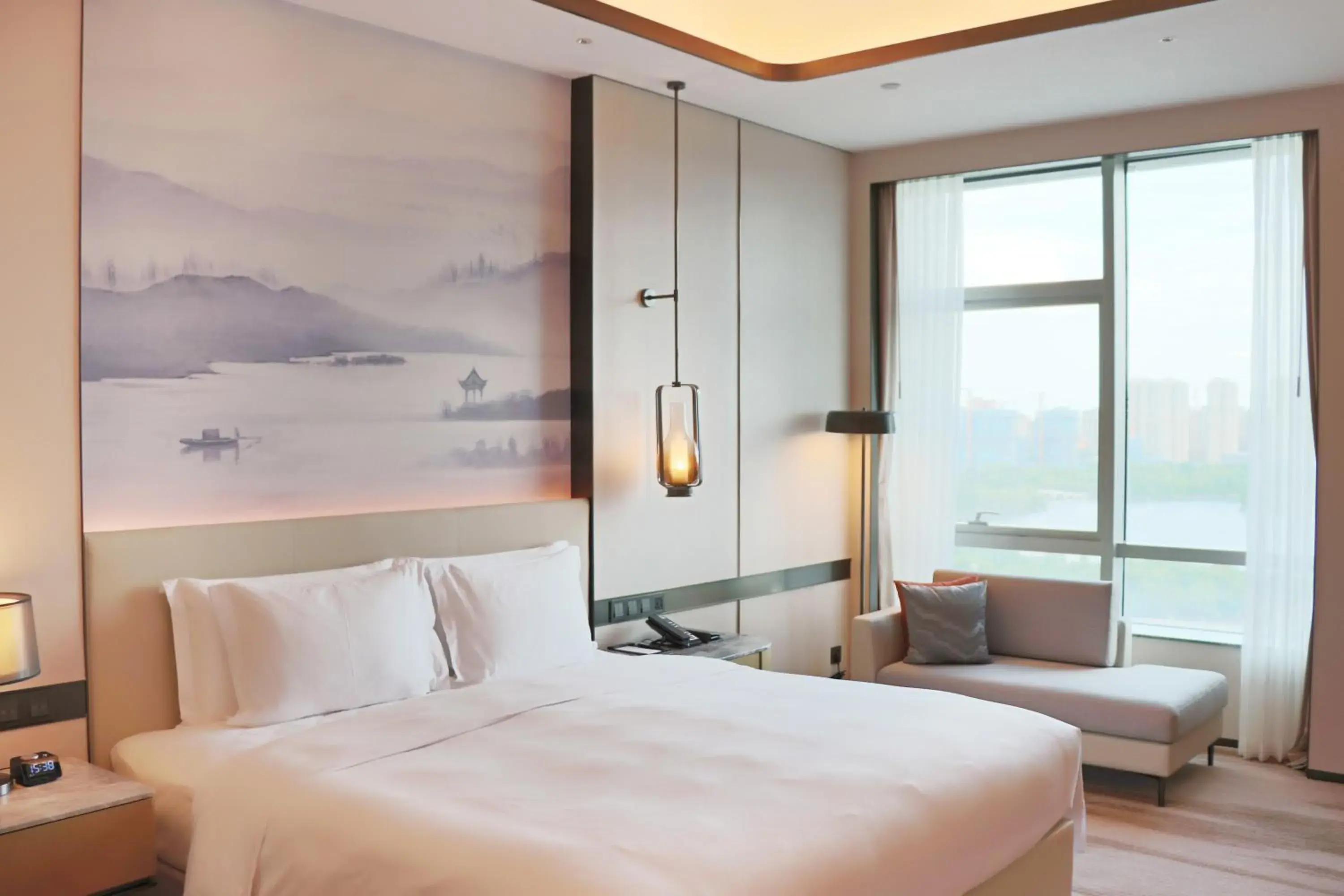 Photo of the whole room, Bed in Pullman Suzhou Taicang