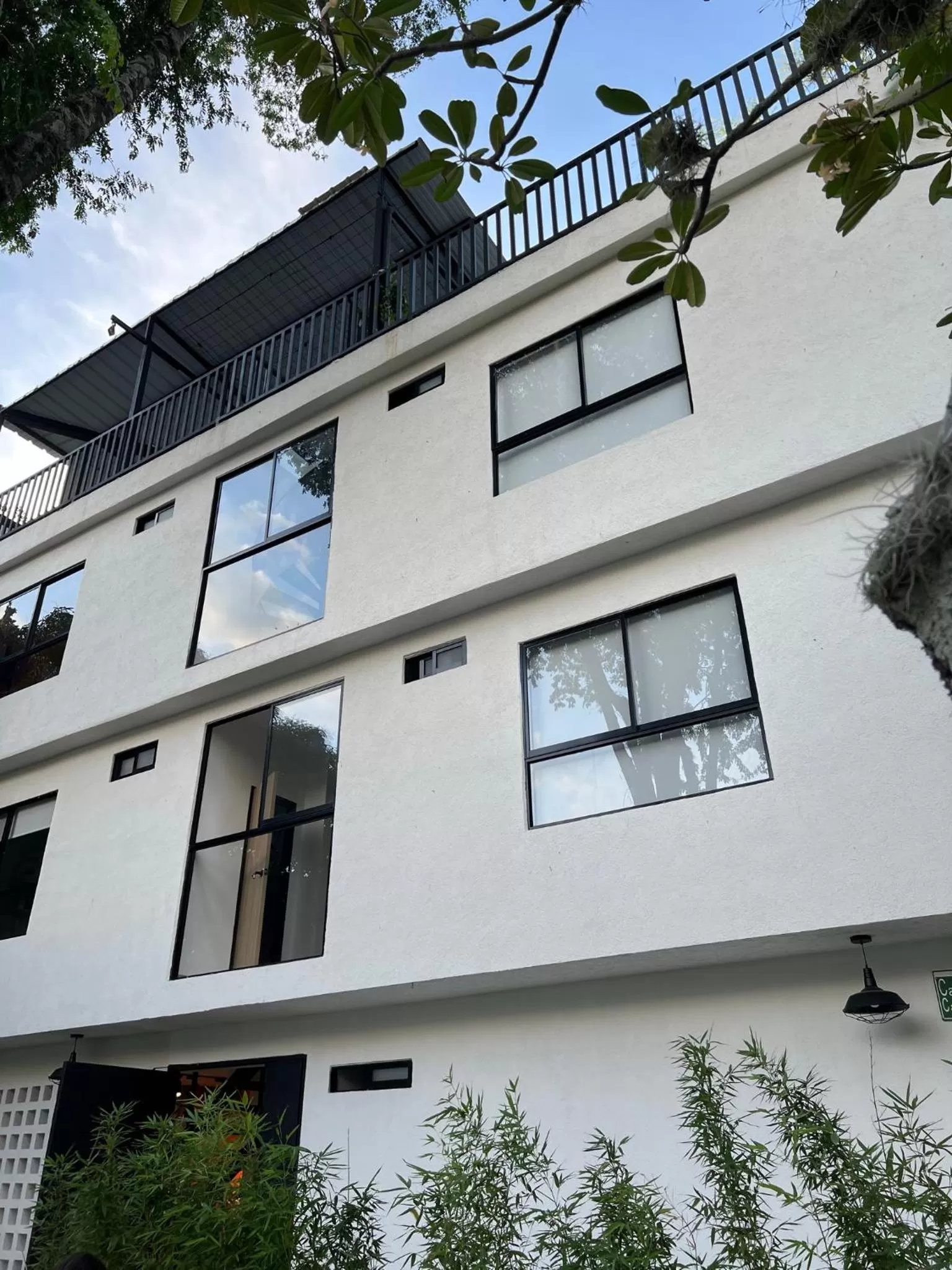 Property building in HOTEL 9.5 SAN FERNANDO